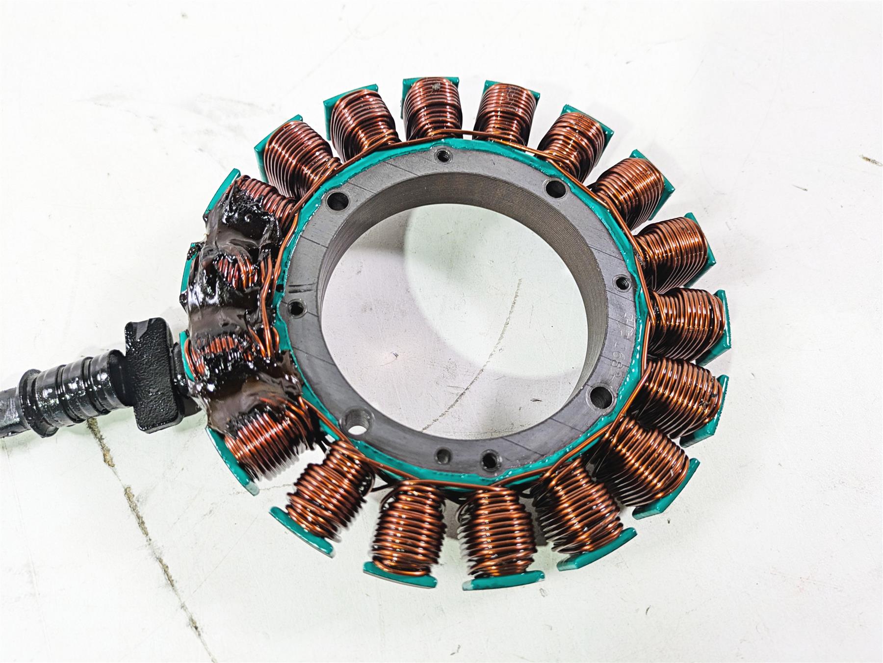 2004 Harley Softail FLSTF Fat Boy Ignition Stator Alternator 30017-01B {{ shop.shopifyCountryName }} - Mototech271