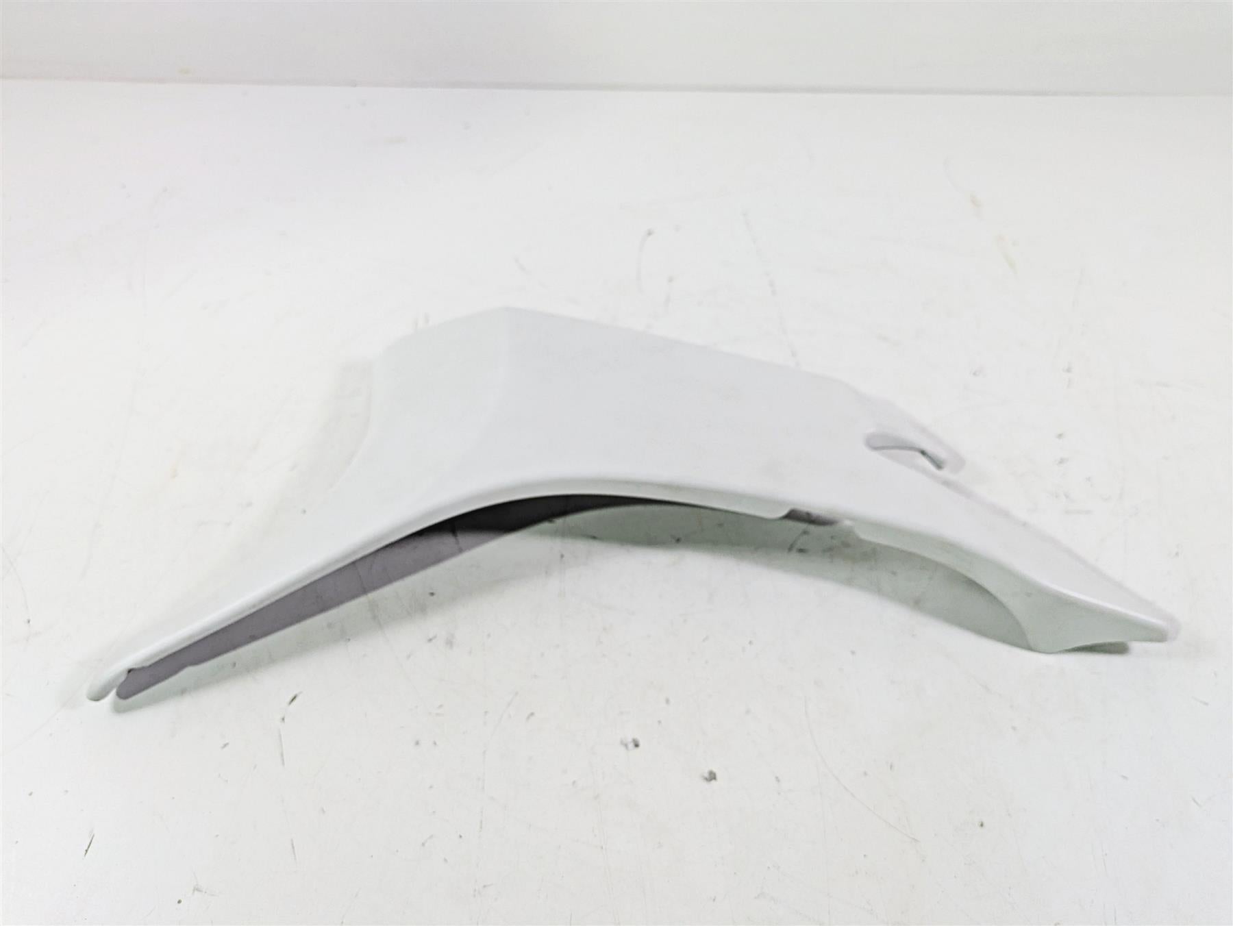2018 Indian Chieftain Limited Right Upper Side Cover Fairing White Pearl 5450243 {{ shop.shopifyCountryName }} - Mototech271
