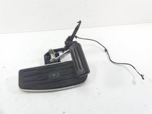 2001 Yamaha XV1600 Road Star Front Right Floor Board + Brake Pedal 4WM-27420-10