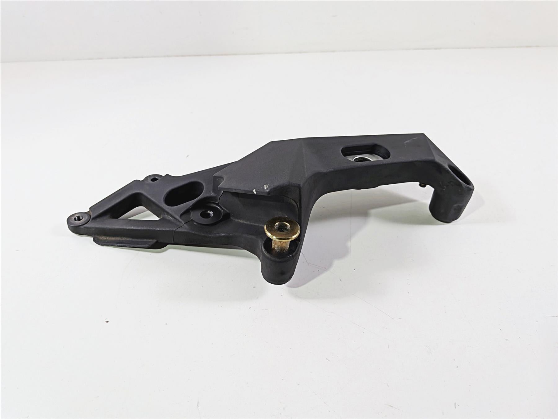 2007 Mv Agusta F4 1000R 312 CRC Left Frame Engine To Swingarm Plate Mount 80A0A3907-Mototech271