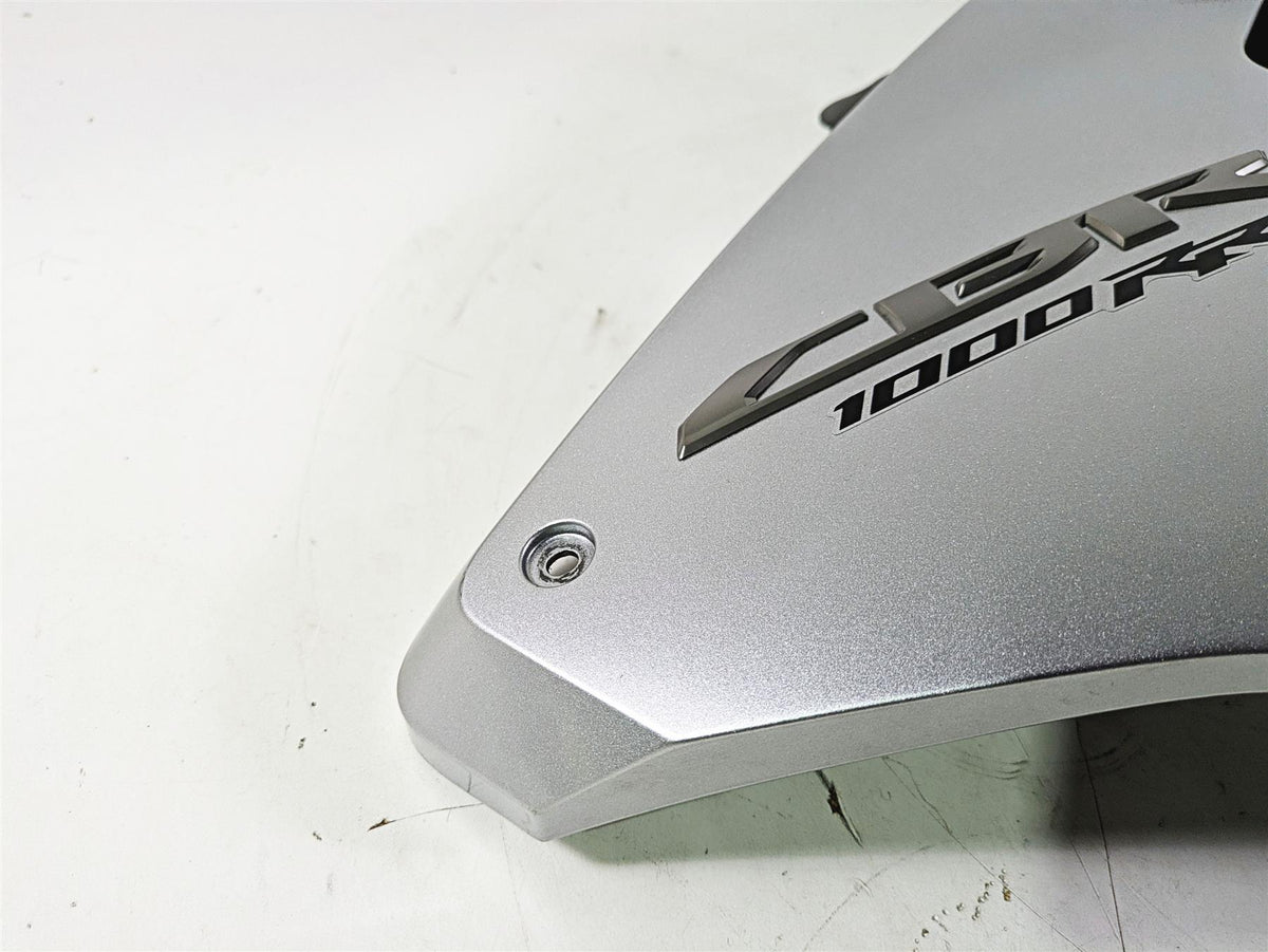 2008 Honda CBR1000RR SC59 Right Main Fairing Cover Cowl 64350-MFL-670 {{ shop.shopifyCountryName }} - Mototech271