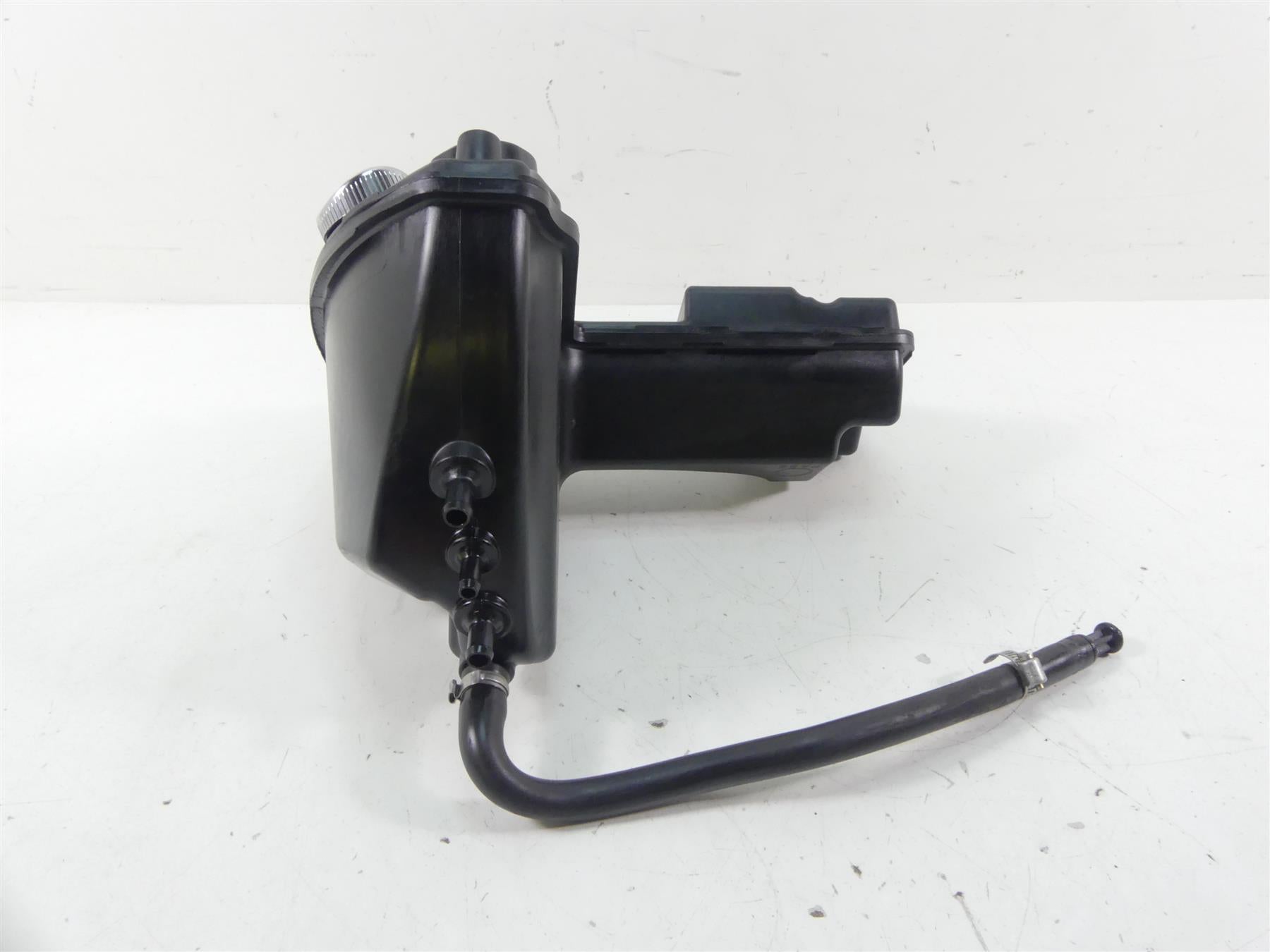2020 Harley XL1200 CX Sportster Roadster Oil Tank Reservoir & Dip Stick 62500017 {{ shop.shopifyCountryName }} - Mototech271