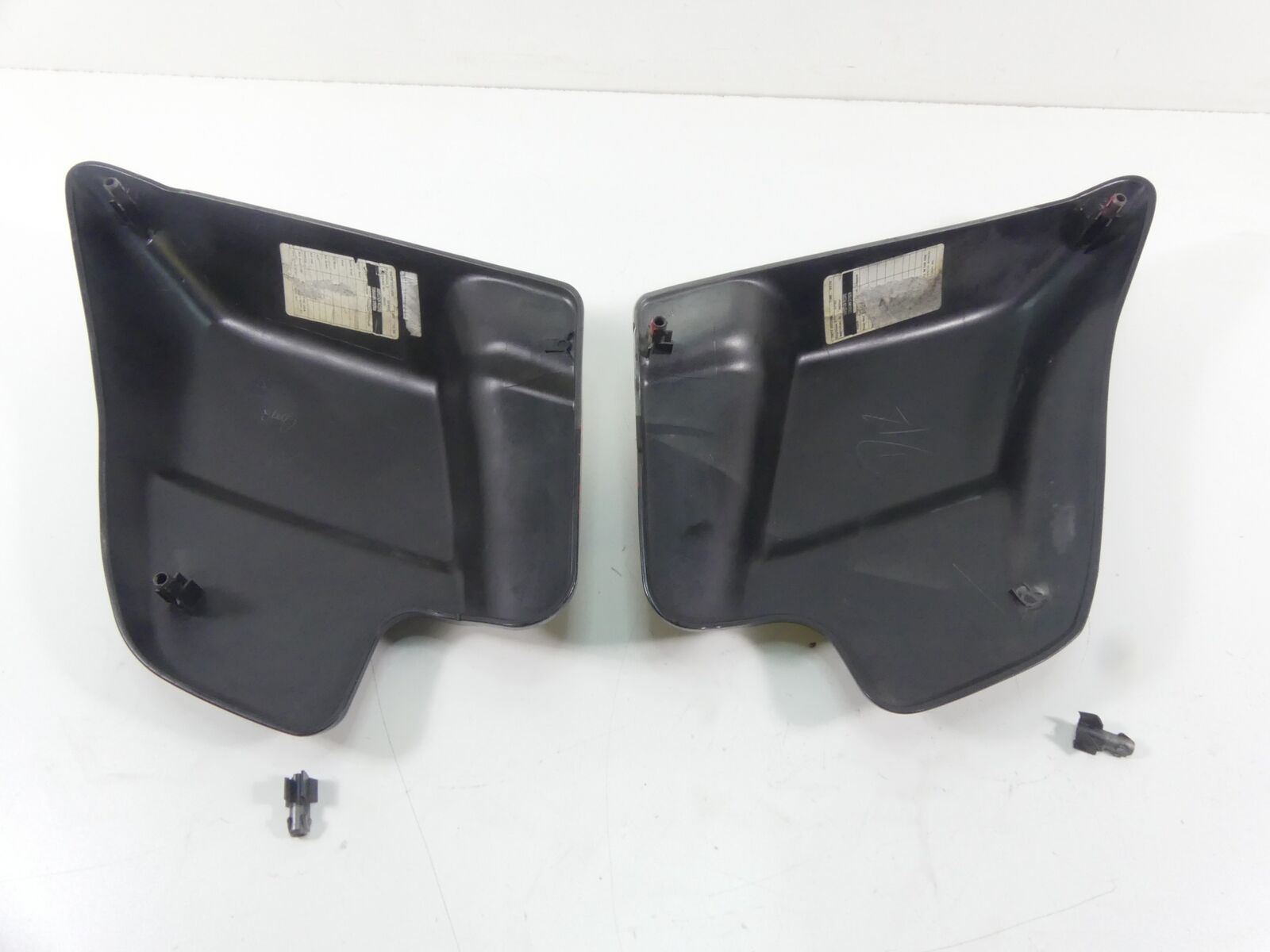 2006 Harley Touring FLHCU SE CVO Side Cover Fairing Cowl Set - Read 66048-97 {{ shop.shopifyCountryName }} - Mototech271