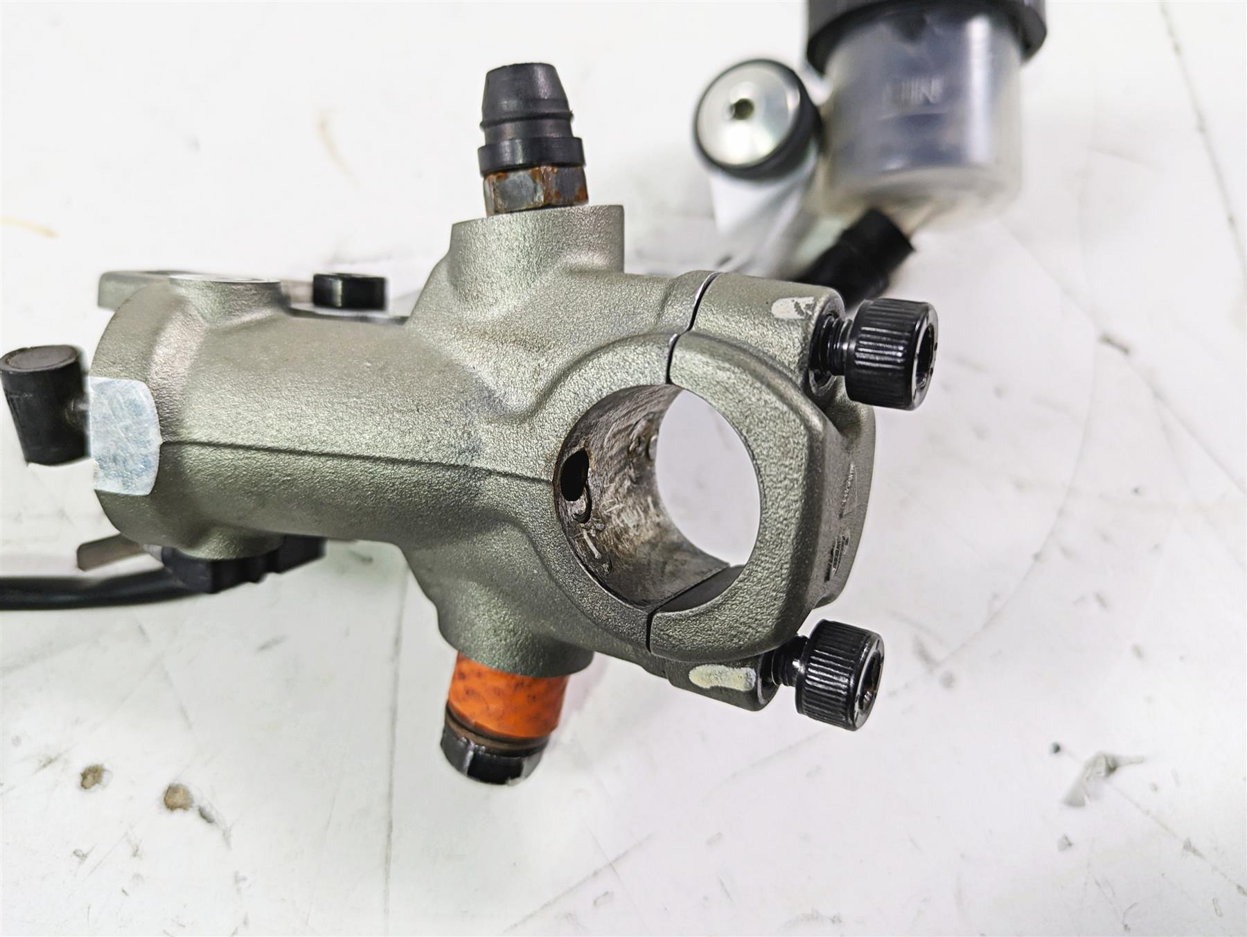 2015 Ducati Panigale 1299 S Brembo Radial Clutch Master Cylinder 63040603B {{ shop.shopifyCountryName }} - Mototech271