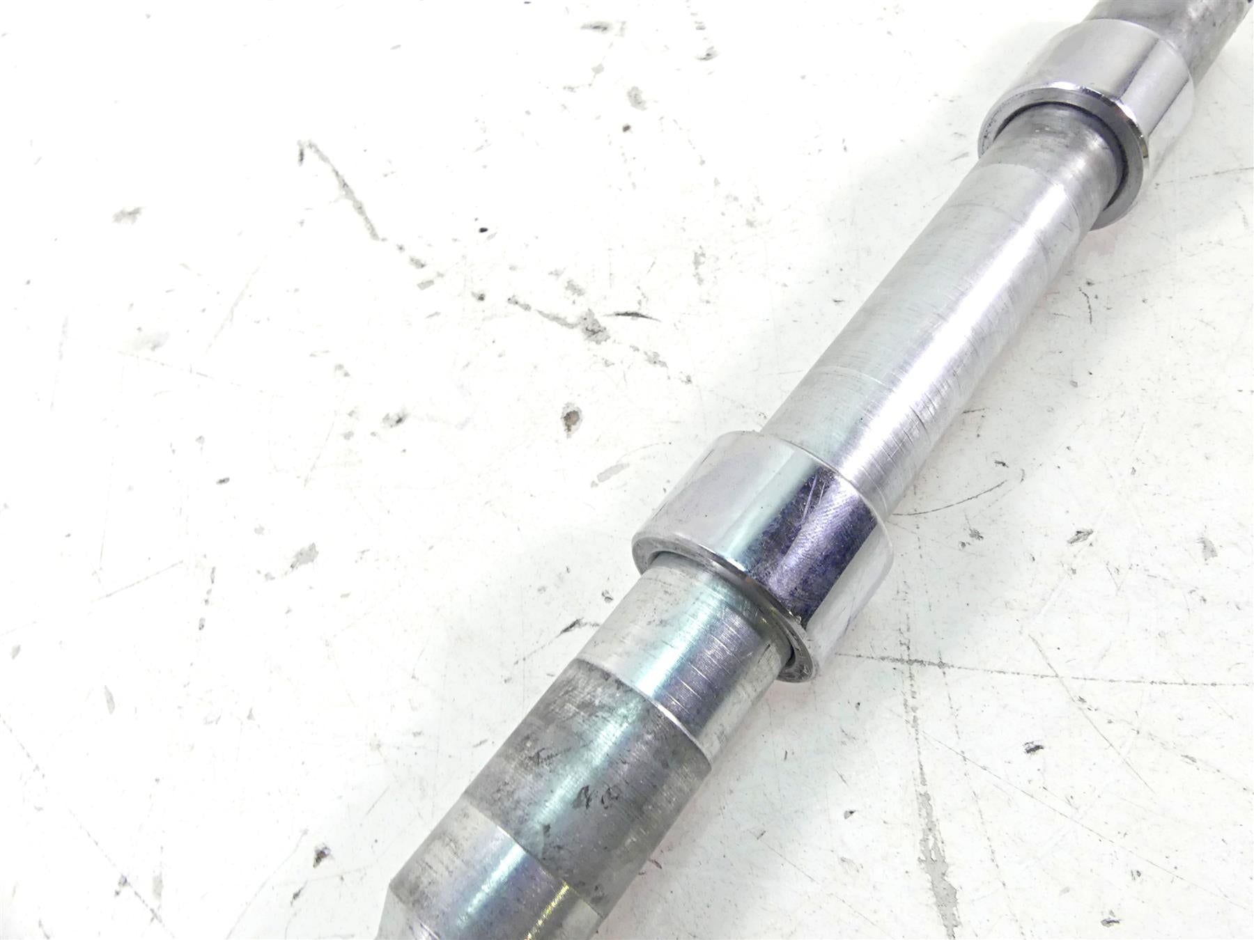 2002 Harley Touring FLHTC Electra Glide Front 1" Axle Wheel Spindle 43364-00 {{ shop.shopifyCountryName }} - Mototech271