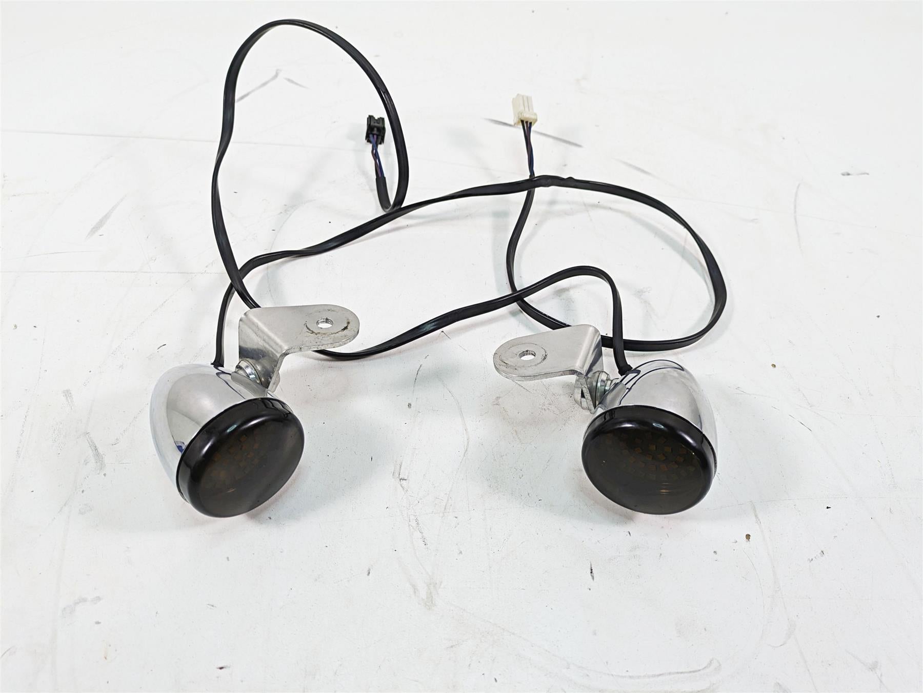 2012 Harley FLD Dyna Switchback Front Led Turn Signal Smoke Blinker Set 68972-00