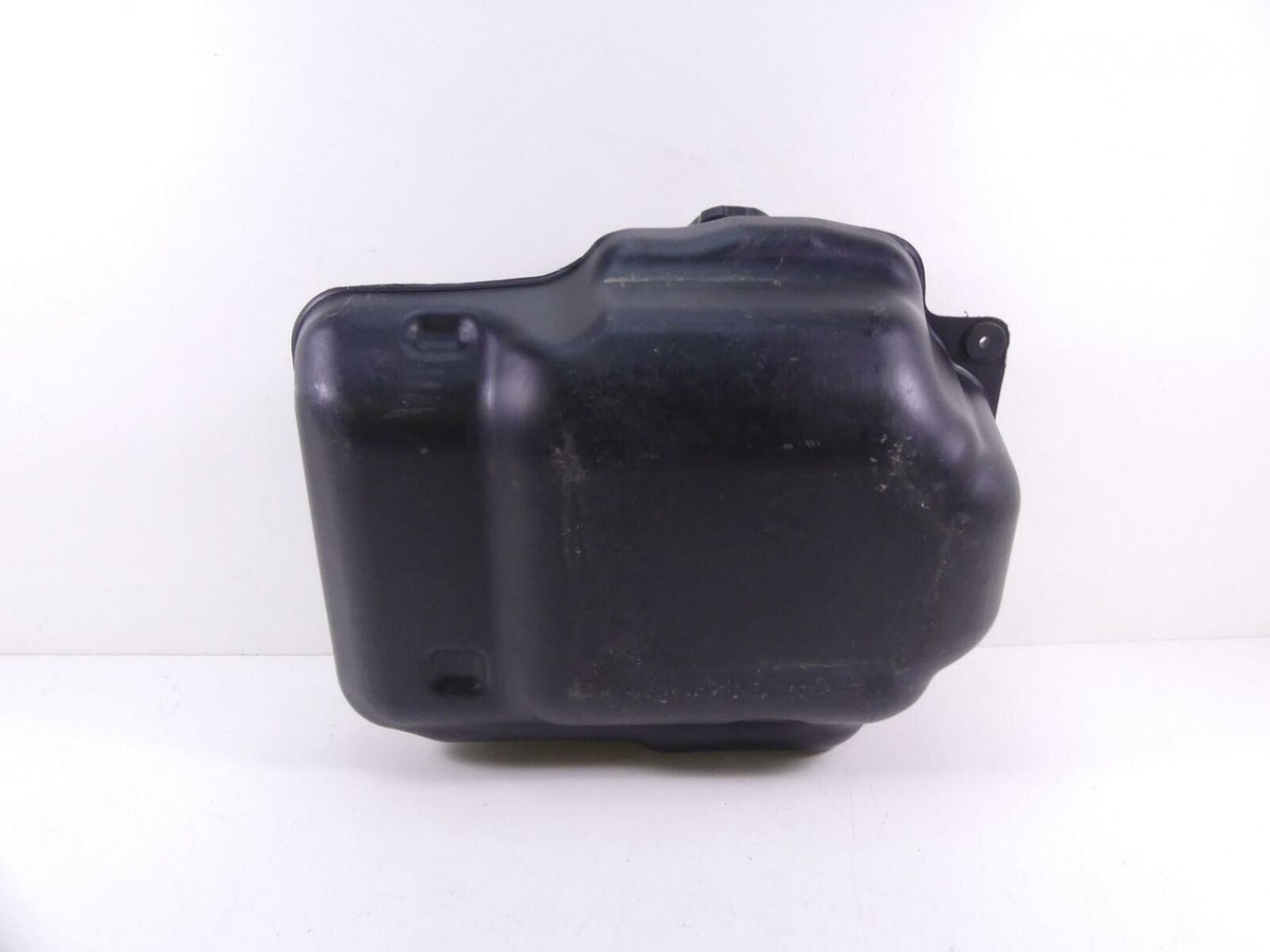 2016 Yamaha YXZ1000R EPS Fuel Gas Petrol Tank Reservoir 2HC-F4110-00-00 {{ shop.shopifyCountryName }} - Mototech271
