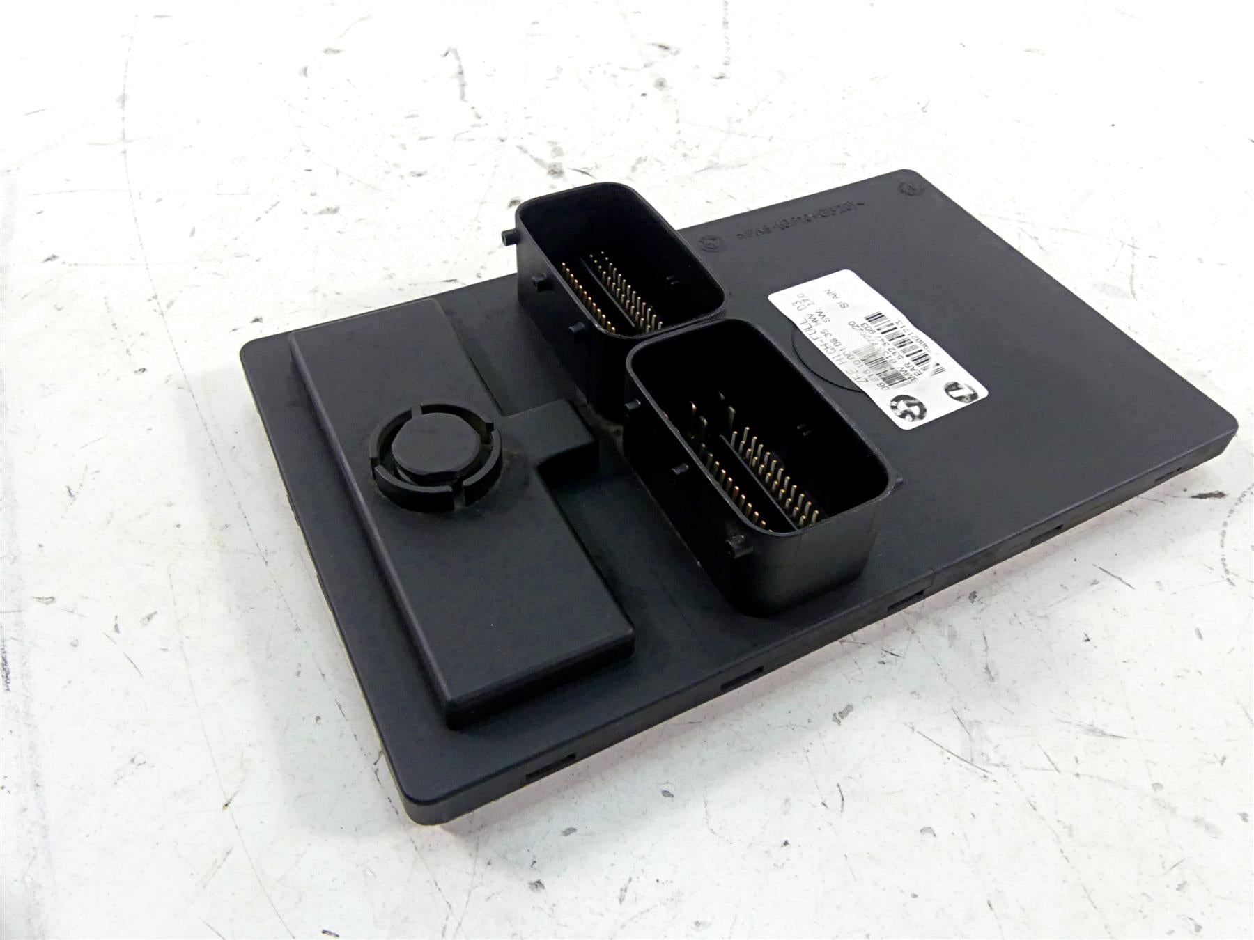 2009 BMW R1200 GS K25 Central Chassis Electronics Module Unit Zfe 61357720220 {{ shop.shopifyCountryName }} - Mototech271