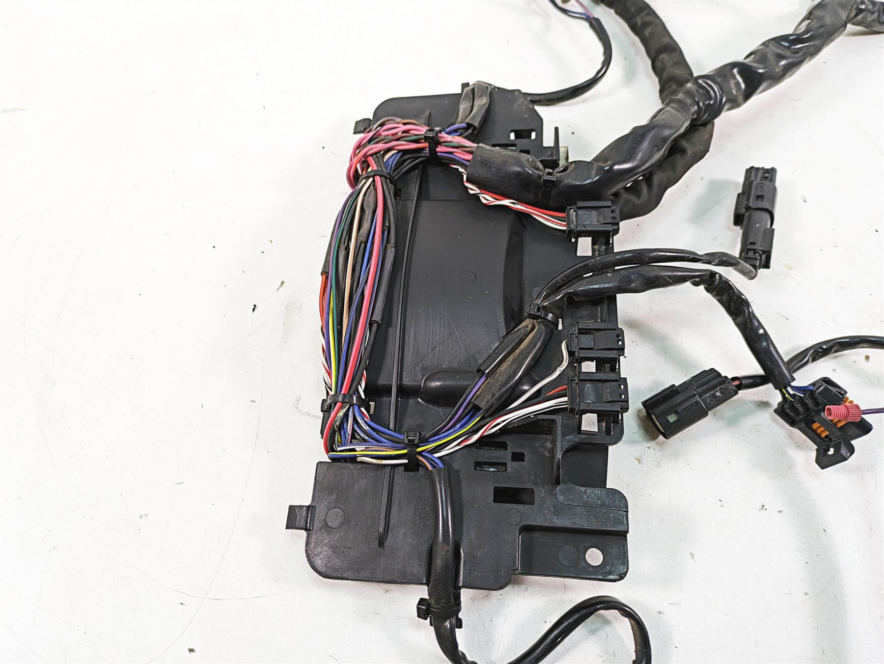 2018 Harley Touring FLHXSE CVO Street Glide Front Fairing Wiring -Read 69201731 {{ shop.shopifyCountryName }} - Mototech271