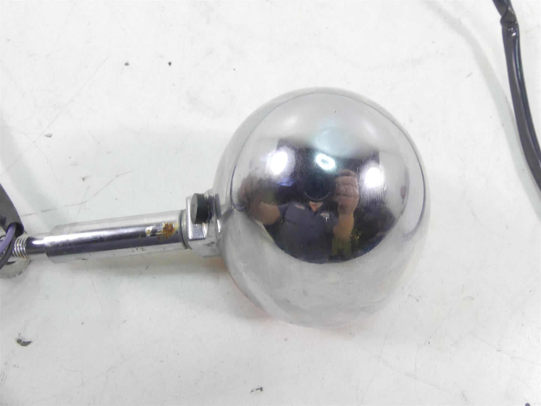2000 Harley Dyna FXR4 CVO Super Glide Rear Right Blinker Turn Signal 68499-95 {{ shop.shopifyCountryName }} - Mototech271