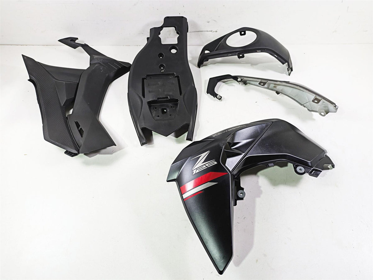 2021 Kawasaki Z125 Pro Fairing Cover Plastics. Incomplete 49133-0011 {{ shop.shopifyCountryName }} - Mototech271
