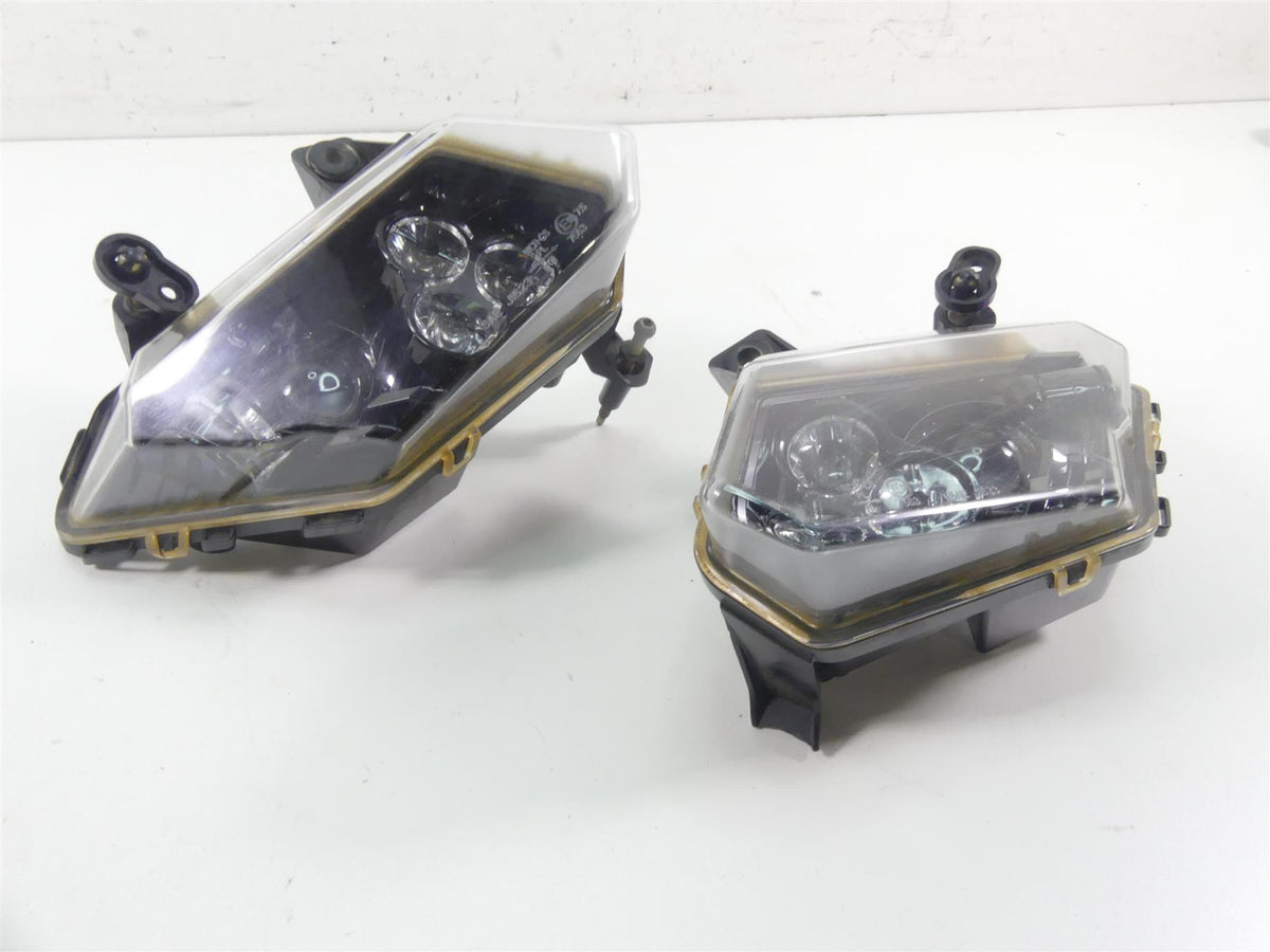 2020 Can Am Maverick X3 XMR Turbo RR Headlight Head Light Lamp Set 710004658 {{ shop.shopifyCountryName }} - Mototech271