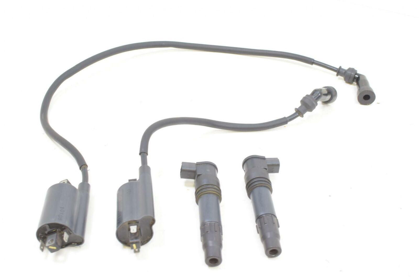 2017 Suzuki M109R VZR1800 Boulevard Complete Ignition Coil Set 33410-35F11 {{ shop.shopifyCountryName }} - Mototech271