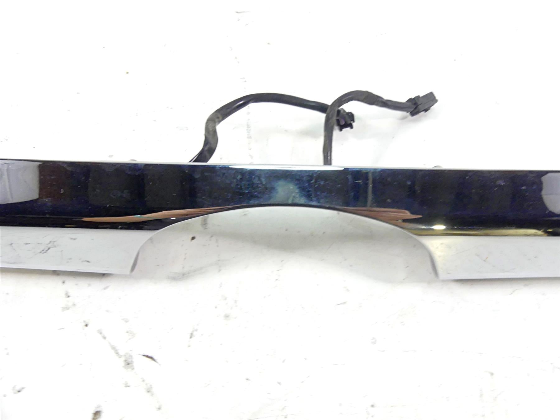 2010 Harley Touring FLHRC Road King Rear Blinker Turn Signal Bar 68510-74C {{ shop.shopifyCountryName }} - Mototech271