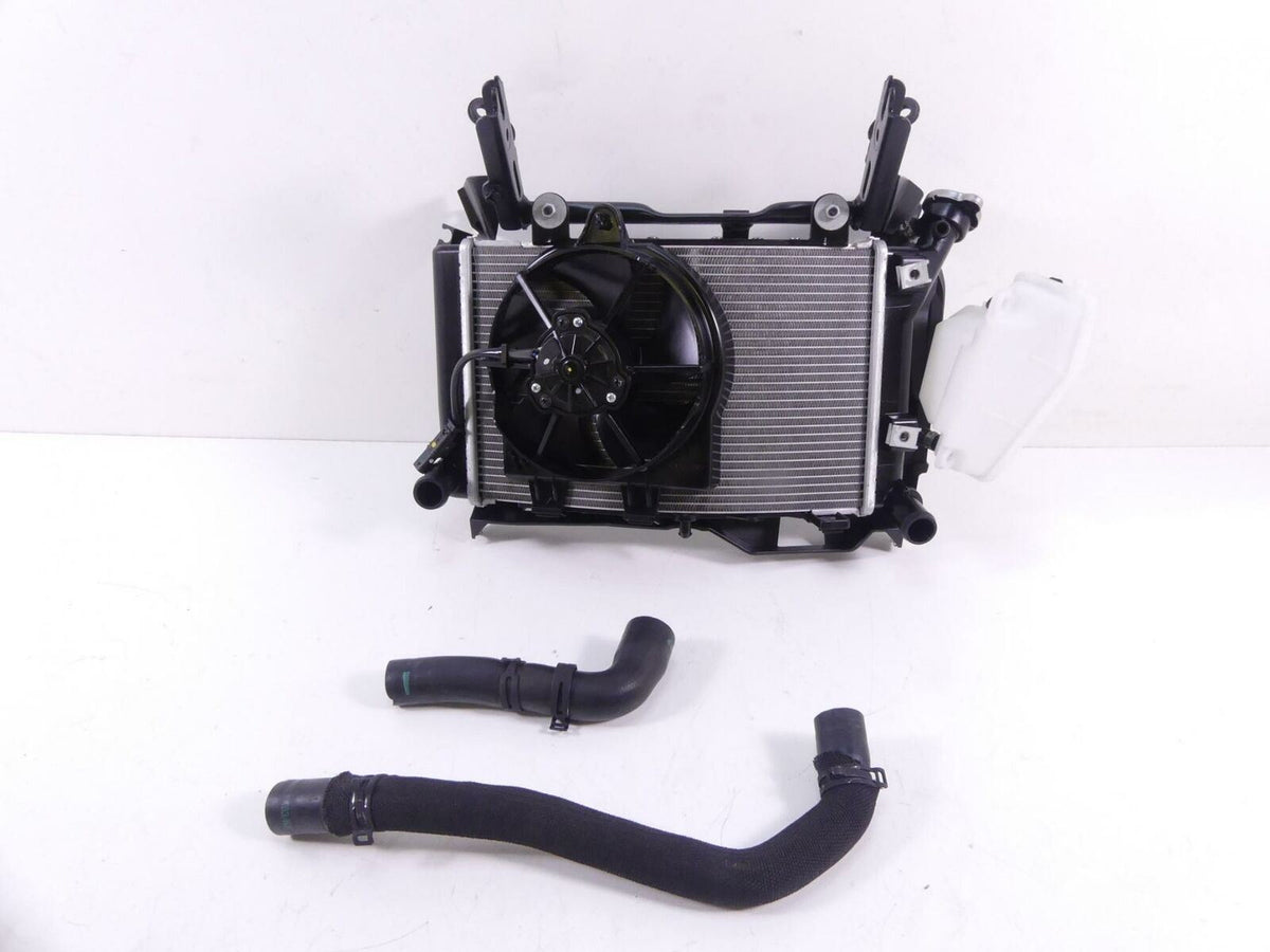 2020 BMW F900 R F900R K83 Radiator Fan Reservoir Hoses Set 17138565246 {{ shop.shopifyCountryName }} - Mototech271