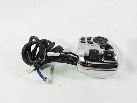 2017 Indian Chieftain Limited Chrome Left Hand Control Switch Audio 4015197 {{ shop.shopifyCountryName }} - Mototech271