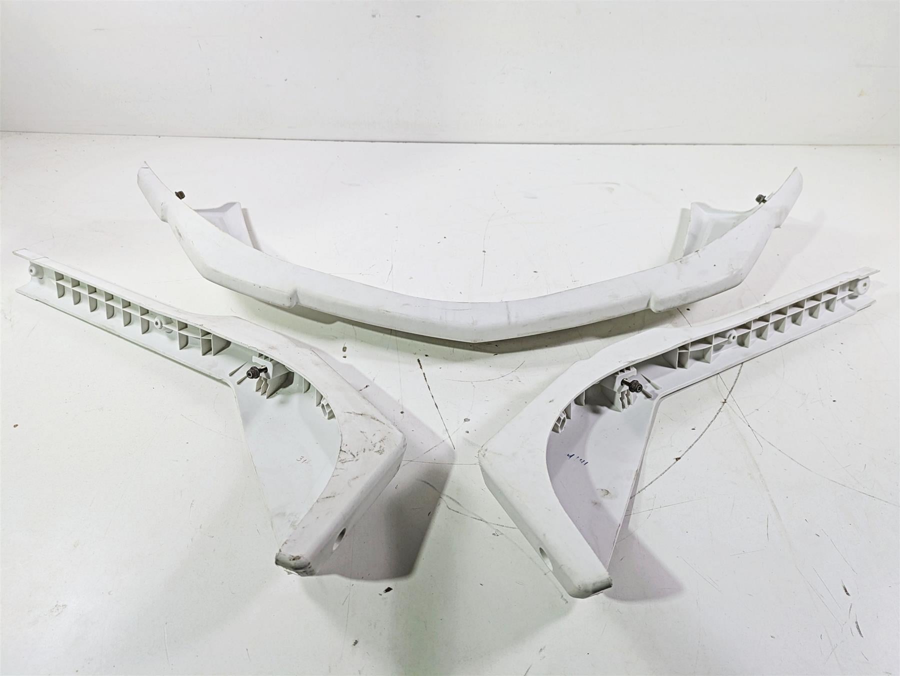 2020 Yamaha Waverunner VX1050 Deluxe Front Rear Bumper Guard Set F2X-U2511-00-00 {{ shop.shopifyCountryName }} - Mototech271