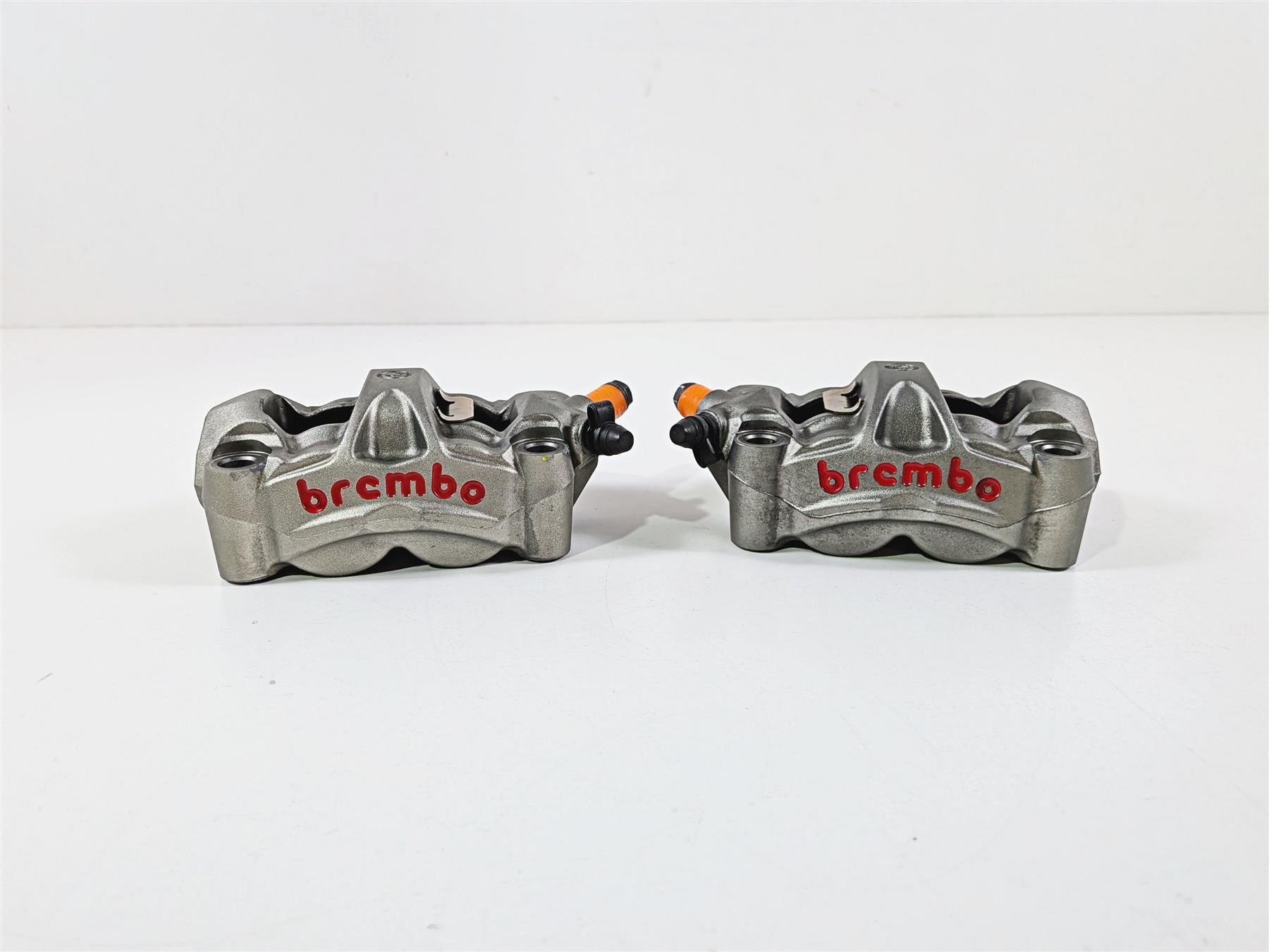 2014 Aprilia RSV4 RR Factory Front Brembo Brake Caliper 100mm B044355 B044356 {{ shop.shopifyCountryName }} - Mototech271