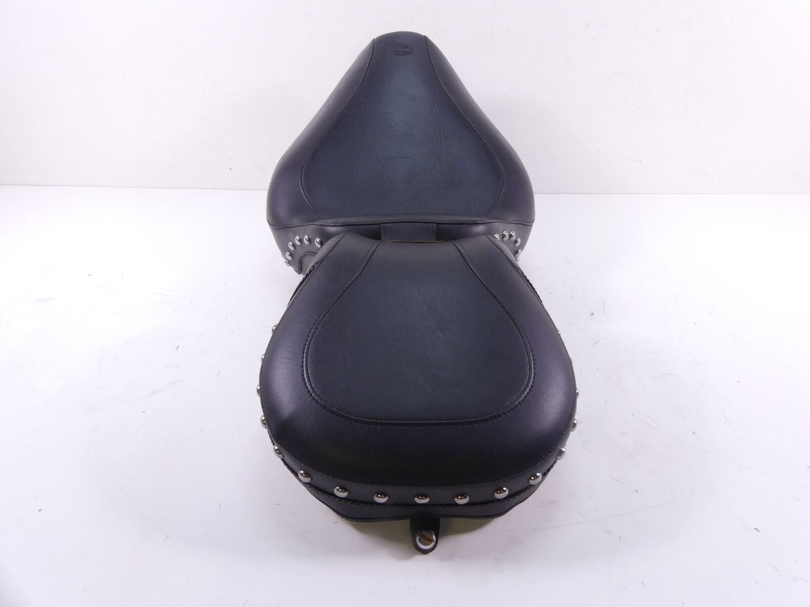 2001 Harley Softail FLSTC Heritage Mustang Studded Seat Saddle Set 79258 {{ shop.shopifyCountryName }} - Mototech271