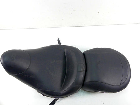 2019 Indian Chieftain Classic Mustang Wide Touring Rider & Passenger Seat 79762 {{ shop.shopifyCountryName }} - Mototech271