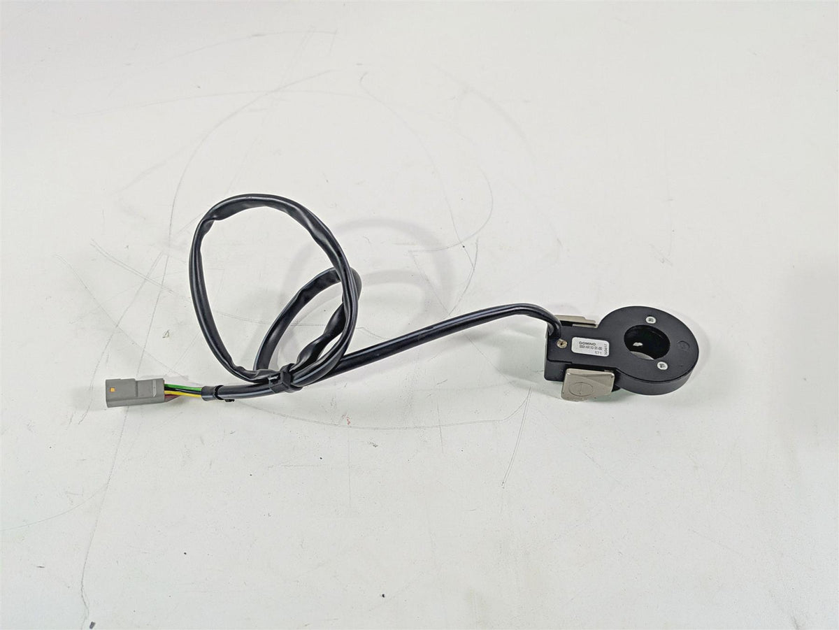 2017 Aprilia RSV 1100 Tuono V4 Factory Traction Control Switch -Read 852398 {{ shop.shopifyCountryName }} - Mototech271