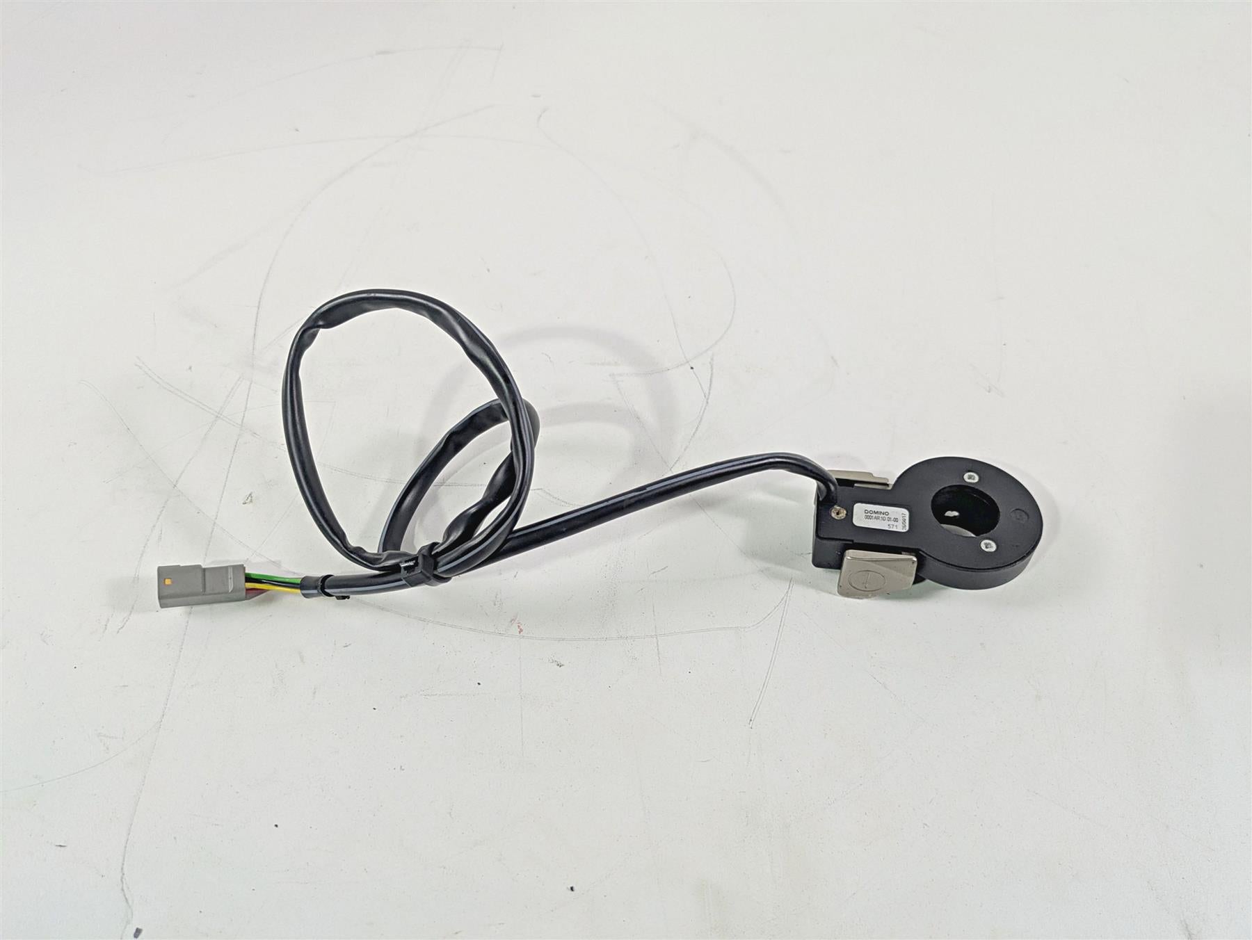 2017 Aprilia RSV 1100 Tuono V4 Factory Traction Control Switch -Read 852398 {{ shop.shopifyCountryName }} - Mototech271