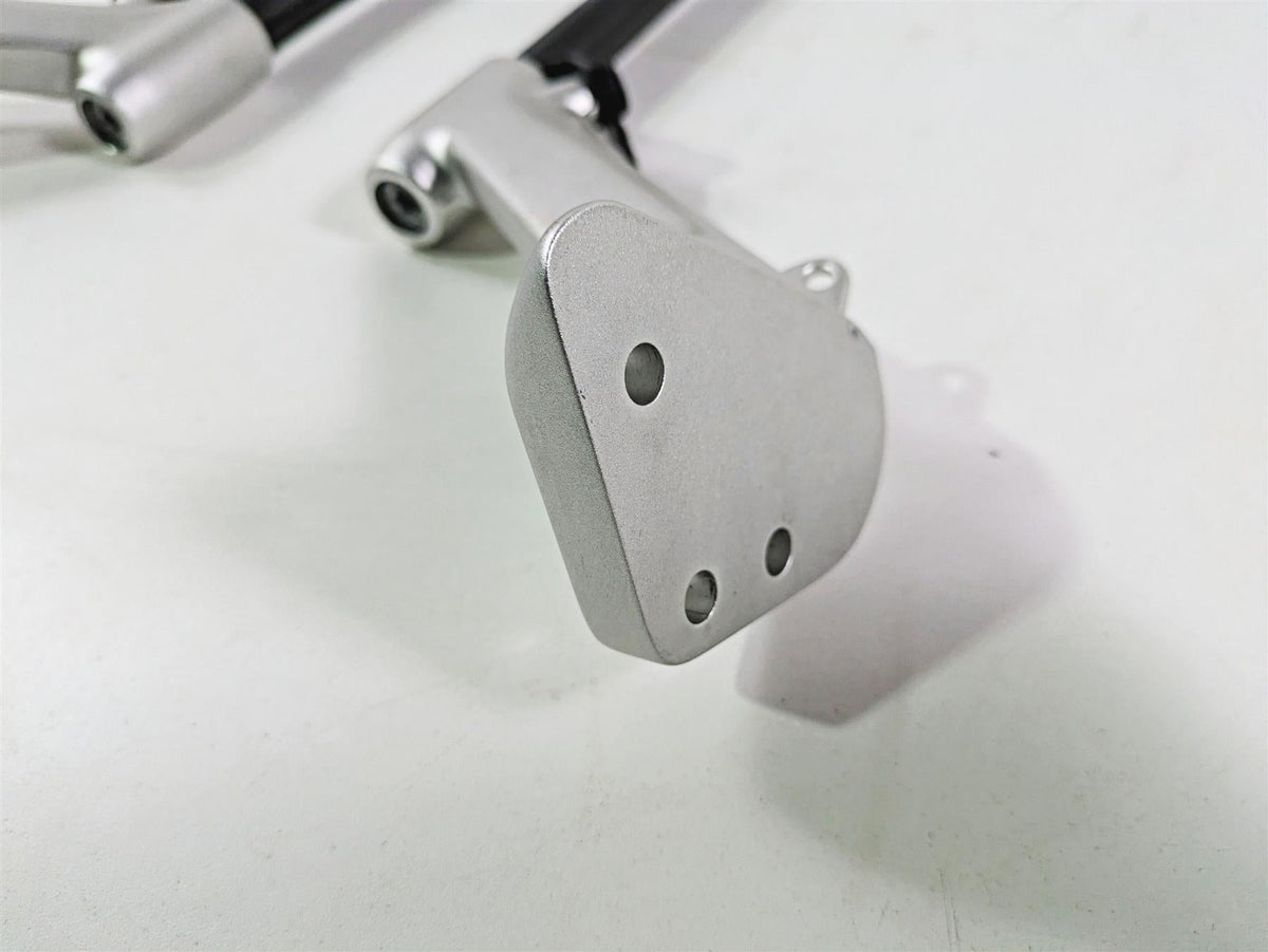 2010 BMW R1200RT K26 Left & Right Handle Bar Set 32718531337 32718531338 {{ shop.shopifyCountryName }} - Mototech271