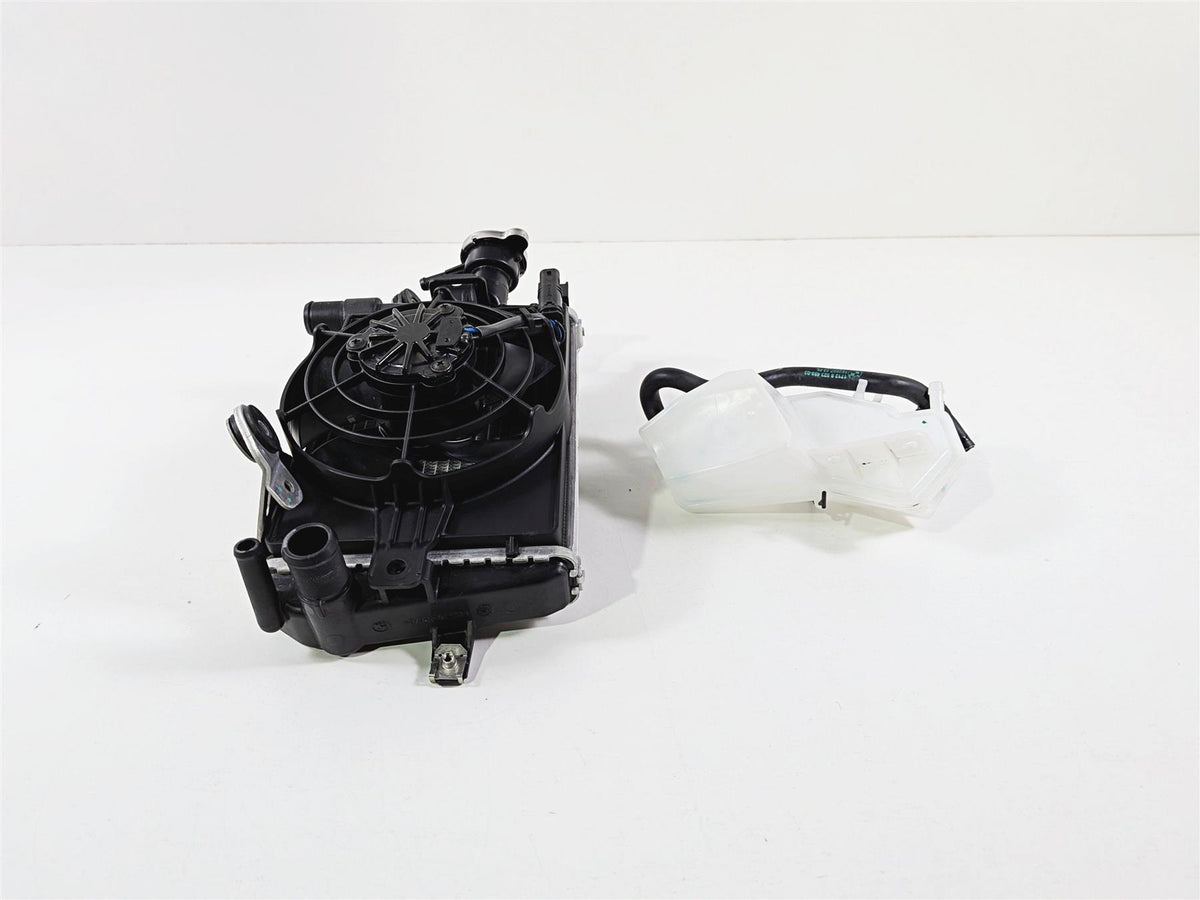 2023 BMW R1250RT RTP K52 Right Radiator Fan Hoses Covers 17118546416 {{ shop.shopifyCountryName }} - Mototech271