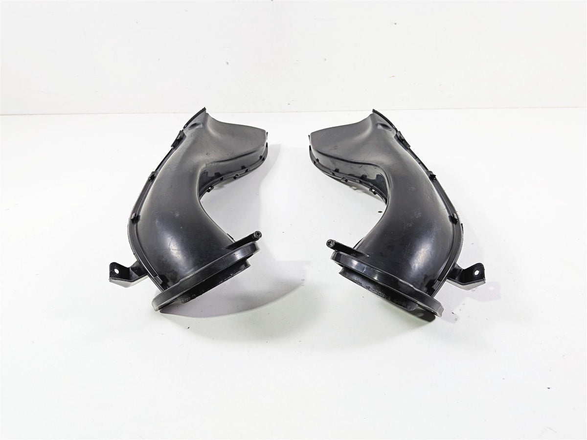 2018 Aprilia RSV4 RR Air Intake Scoop Ram Set 2B001921 858818 2B001922 858907 {{ shop.shopifyCountryName }} - Mototech271