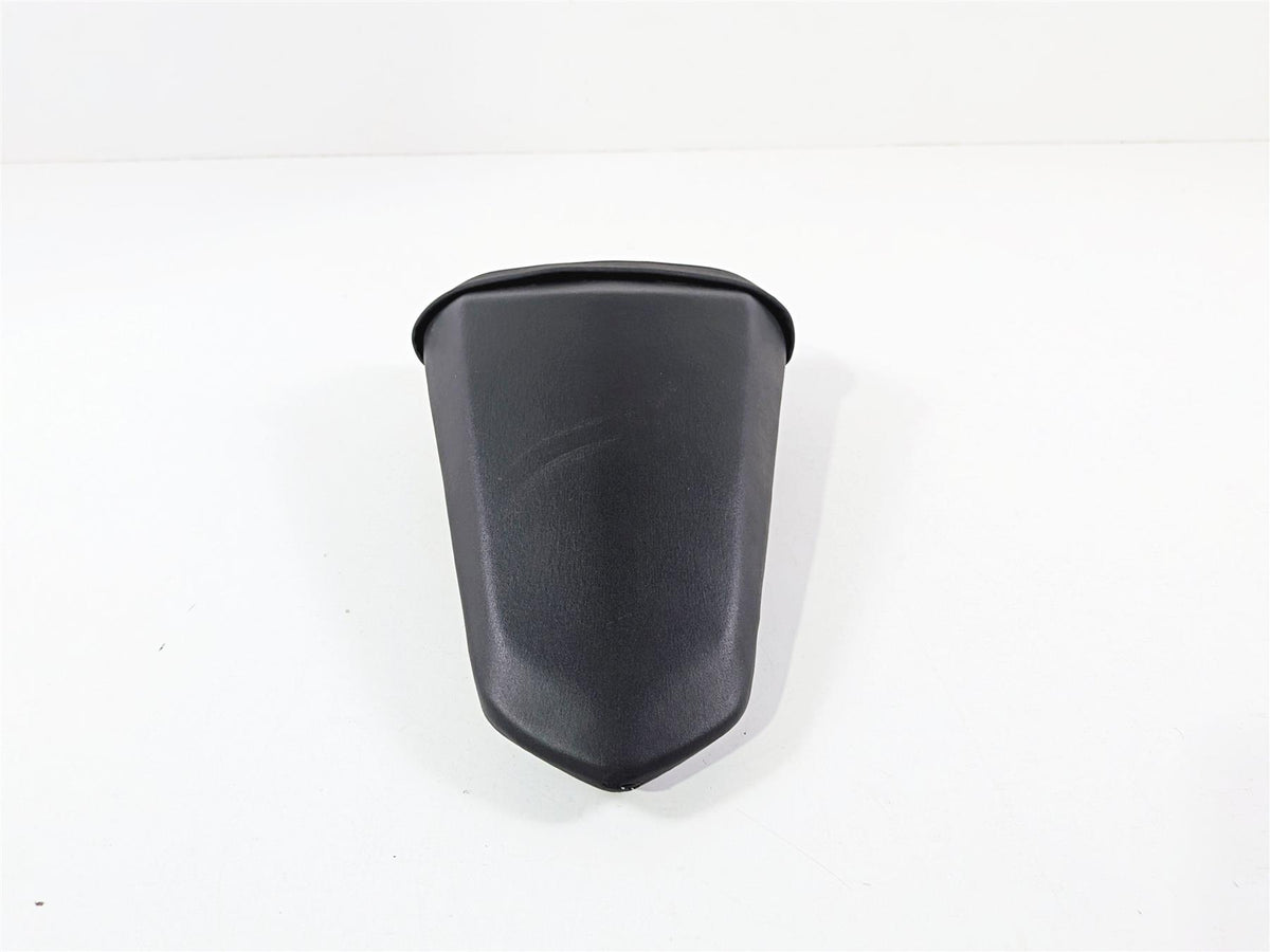 2025 Yamaha YZF R7 Nice Rear Passenger Seat Saddle Pillion BEB-24750-00-00 {{ shop.shopifyCountryName }} - Mototech271