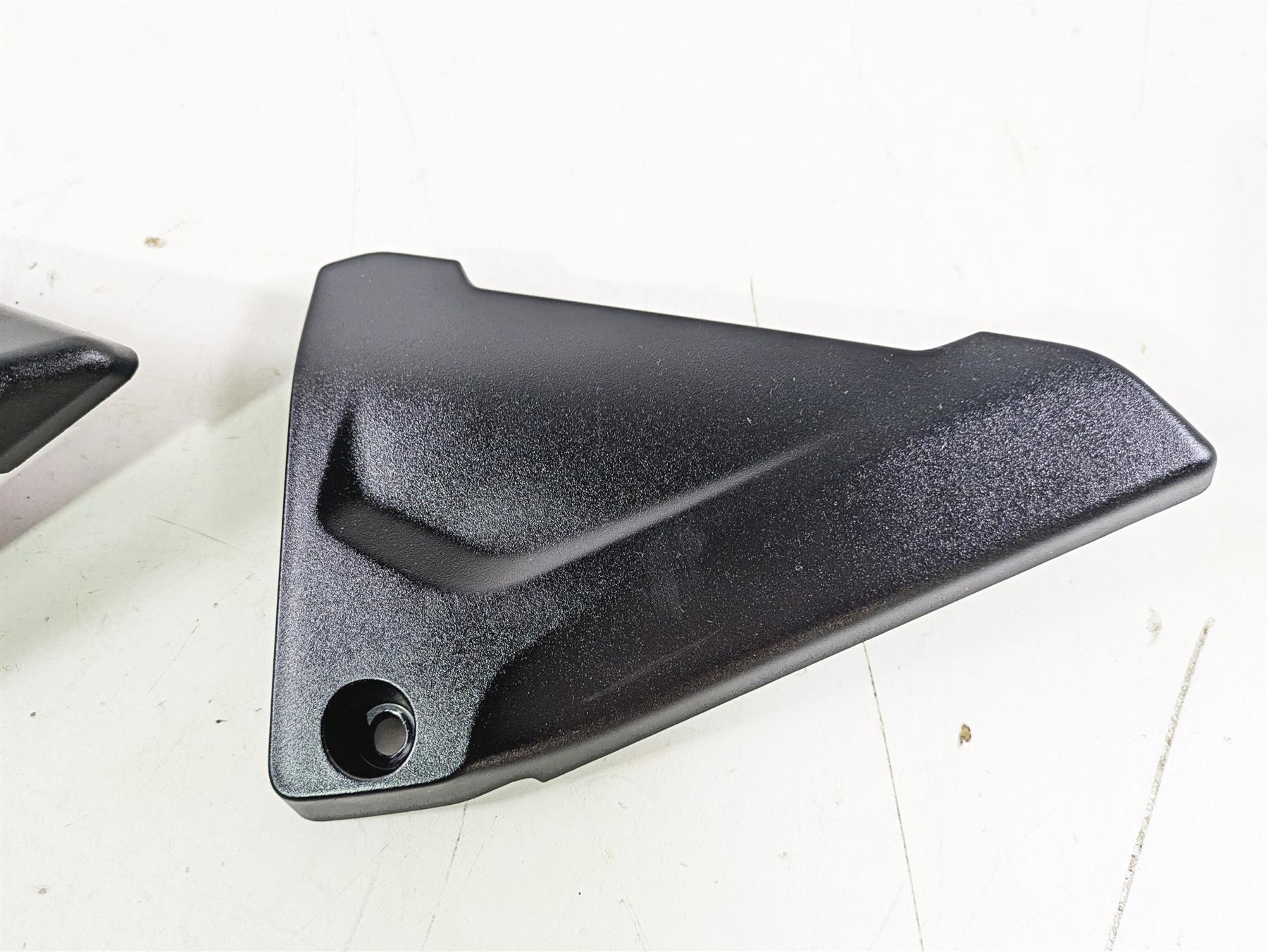 2015 BMW R1200GS Adv K51 Battery Side Cover Fairing Set 46638523155 46638523156 {{ shop.shopifyCountryName }} - Mototech271