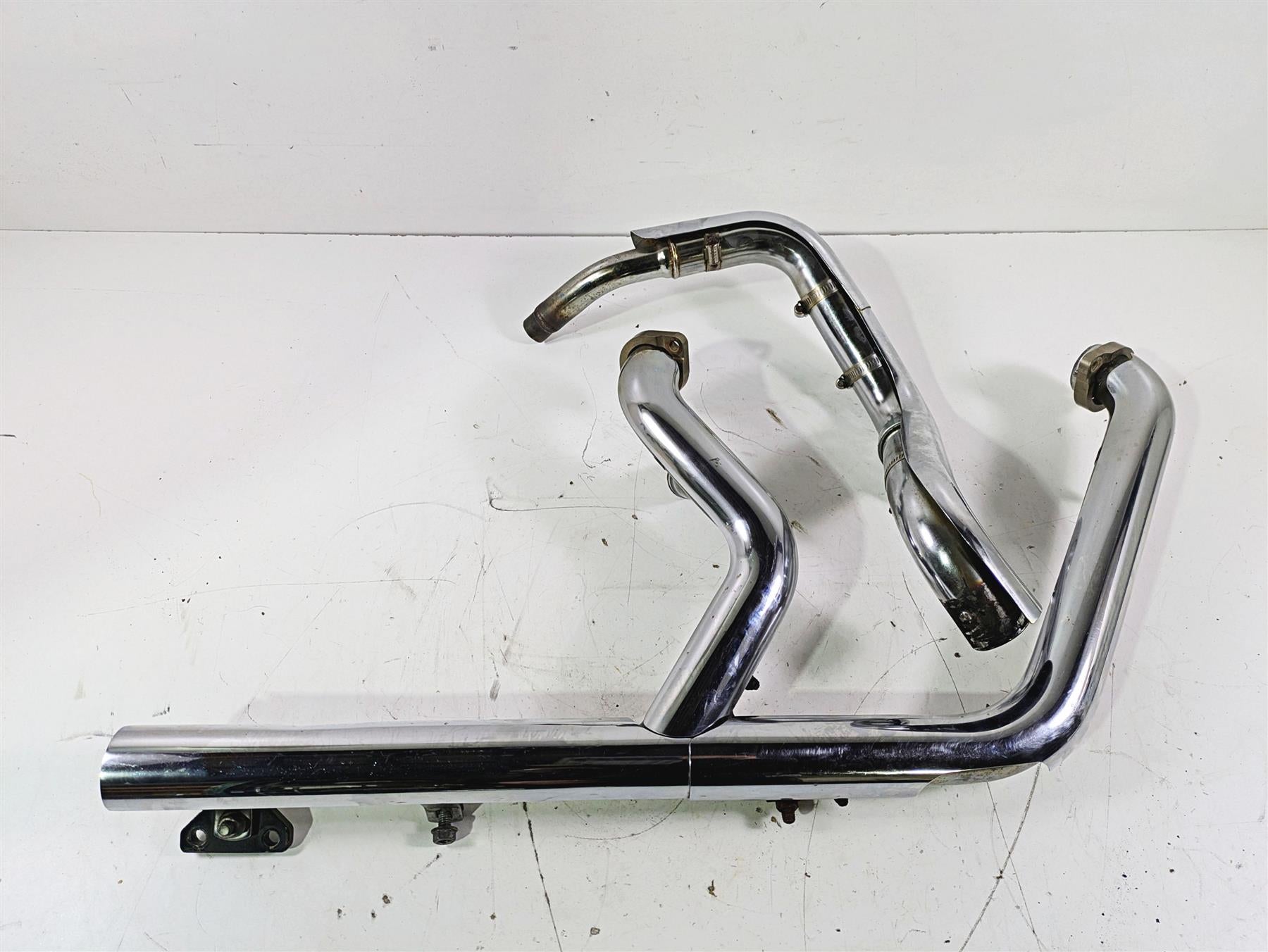 2005 Harley Softail FLSTSCI Heritage Springer Exhaust Pipe Header Set 65513-00A {{ shop.shopifyCountryName }} - Mototech271