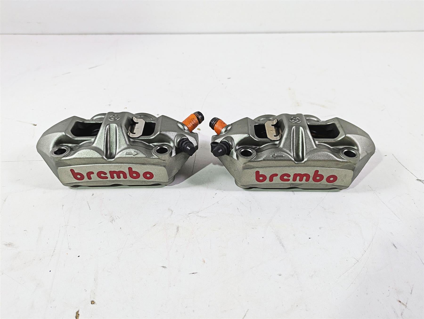 2008 Ducati SBK 1098 S Brembo Front Brake Caliper 100mm Set 61040901A 61040911A {{ shop.shopifyCountryName }} - Mototech271