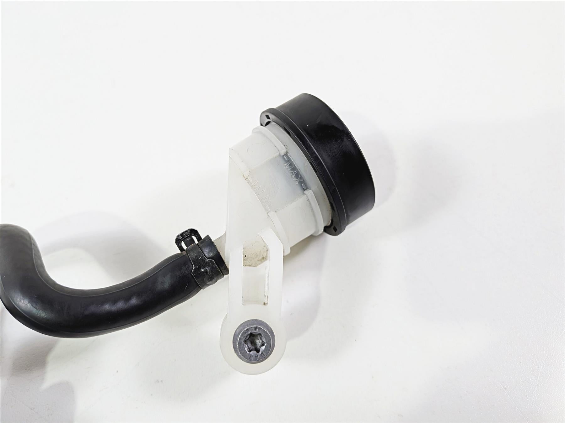 2023 BMW R1250RT RTP K52 Nissin Rear Brake Master Cylinder 1/2" Bore 34318522398 {{ shop.shopifyCountryName }} - Mototech271
