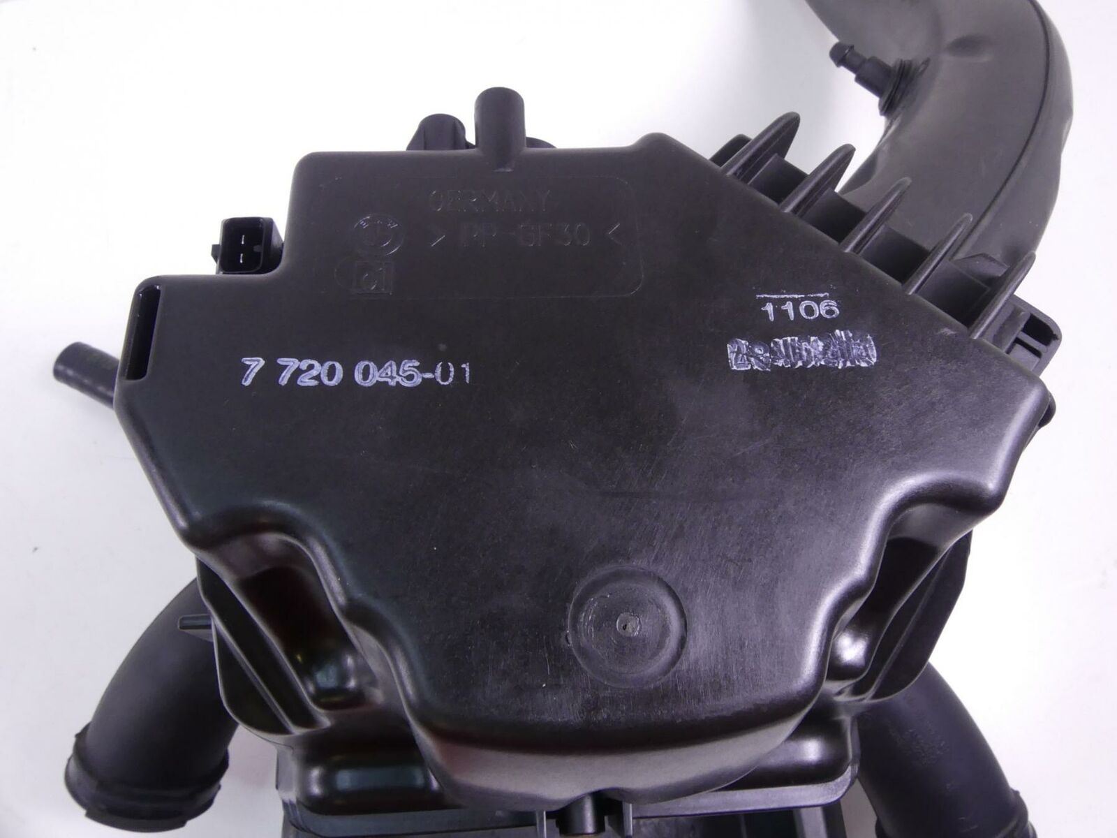 2013 BMW R1200RT K26 Air Box Filter Cleaner Breather With Tubes 13717720045 {{ shop.shopifyCountryName }} - Mototech271