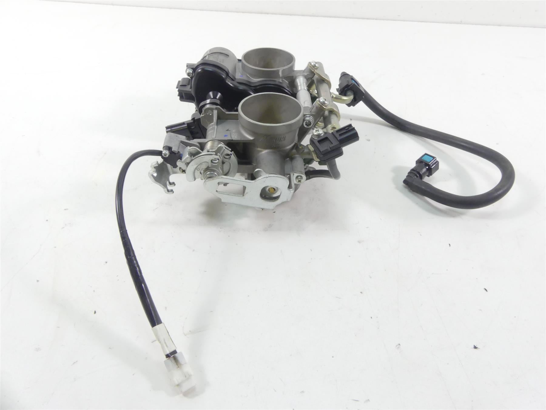 2017 Yamaha XT1200Z Super Tenere Mikuni Throttle Body Bodies 2BS-13750-00-00 {{ shop.shopifyCountryName }} - Mototech271