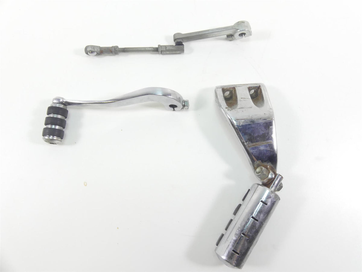 1999 Harley Dyna FXDL Low Rider Left Front Mid Footpeg & Shifter 34564-90B {{ shop.shopifyCountryName }} - Mototech271