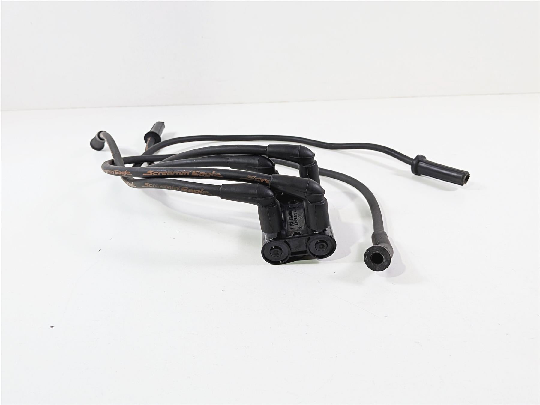 2017 Harley Touring FLHXS Street Glide Ignition Coil Wires & Plugs - Tested 31600017 {{ shop.shopifyCountryName }} - Mototech271