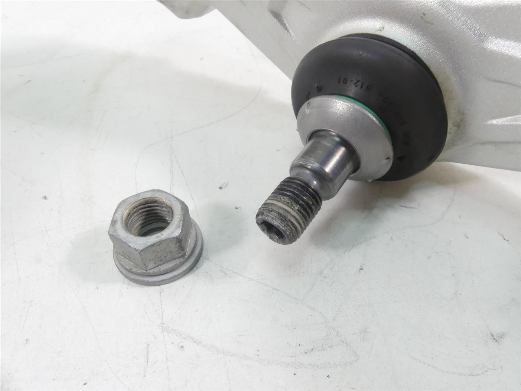 2017 BMW R1200GS GSW K50 Lower Triple Tree Ball Joint 31429467888 31429443337 {{ shop.shopifyCountryName }} - Mototech271