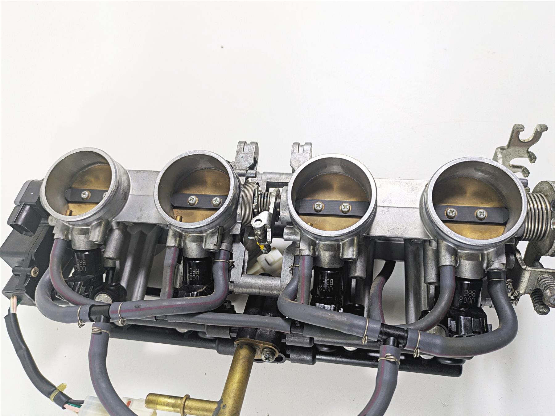 2006 Suzuki GSXR1000 K6 Throttle Body Bodies Keihin & Injectors 13405-41G00 {{ shop.shopifyCountryName }} - Mototech271