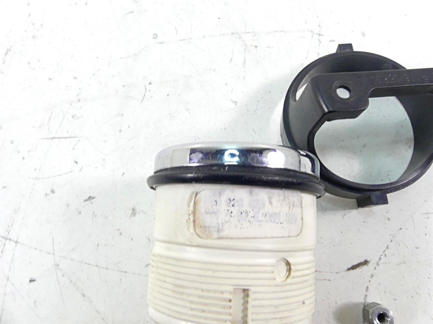 2002 Harley Touring FLHTC Electra Glide Oil Pressure Gauge 75032-99B {{ shop.shopifyCountryName }} - Mototech271