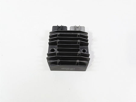 2008 Yamaha YZF R1 RN19 Oem Rectifier Voltage Regulator 1D7-81960-00-00 FH012AA {{ shop.shopifyCountryName }} - Mototech271