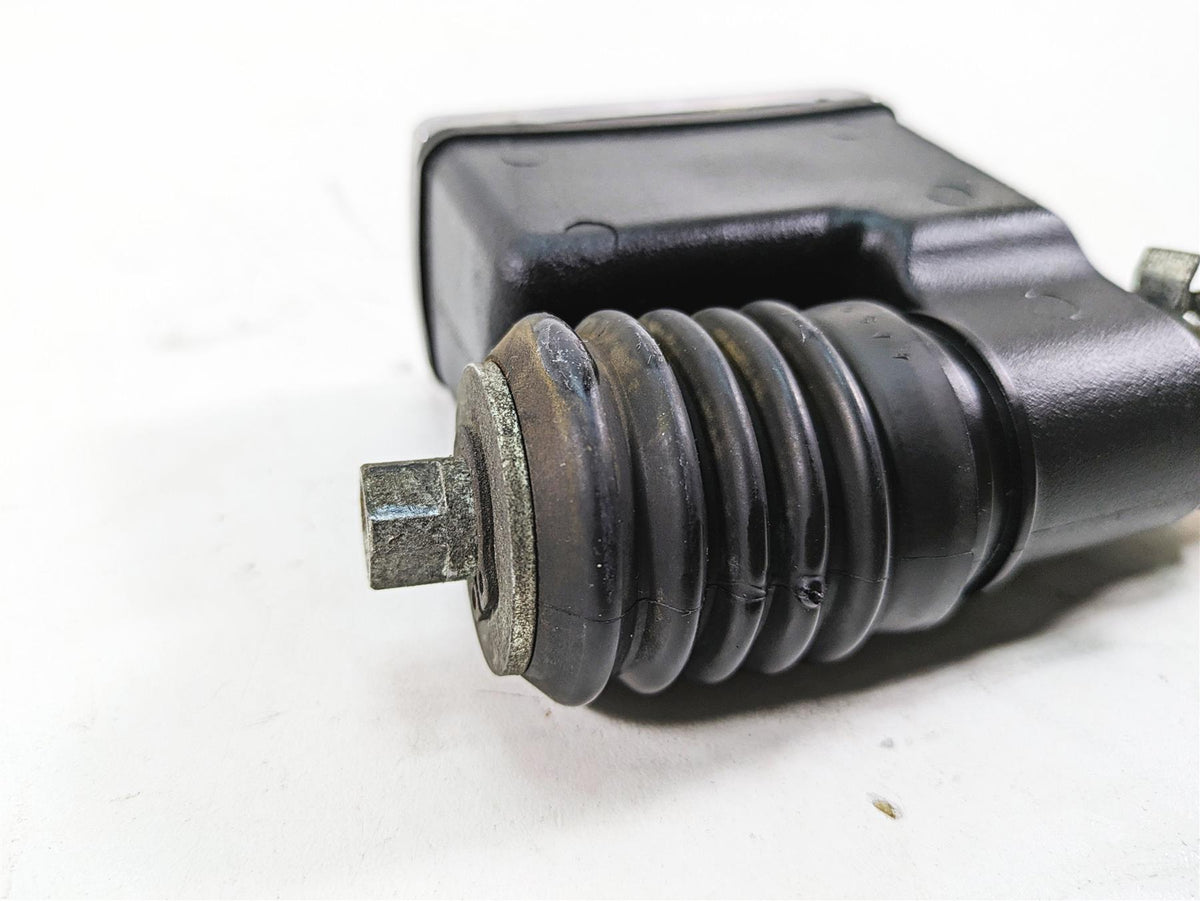 1999 Harley Dyna FXDL Low Rider Rear Brake Master Cylinder 42474-90C {{ shop.shopifyCountryName }} - Mototech271