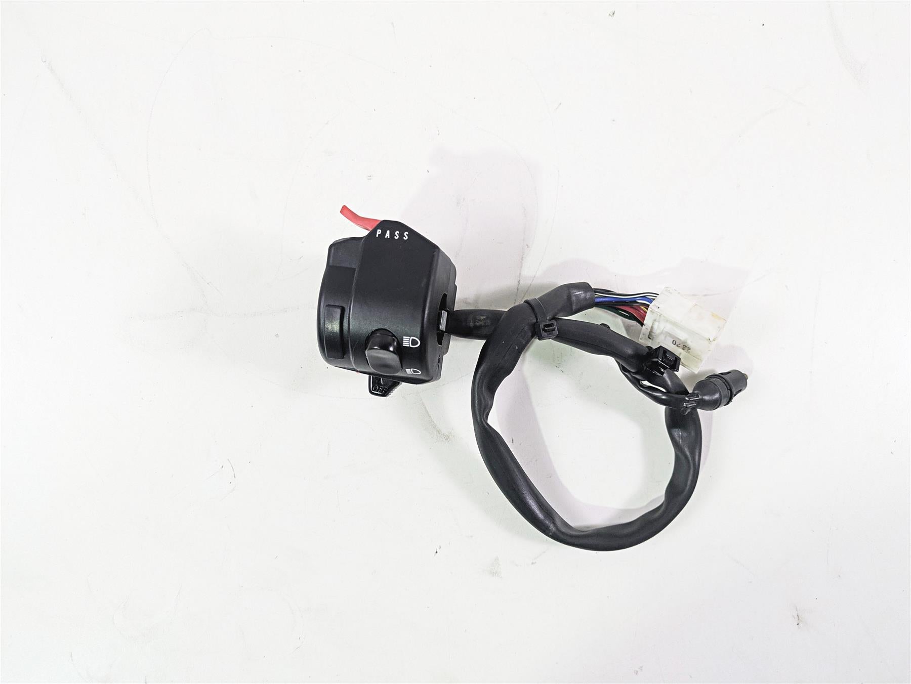 2013 Triumph Bonneville Left Hand Turn Signal Control Switch T2040328 {{ shop.shopifyCountryName }} - Mototech271
