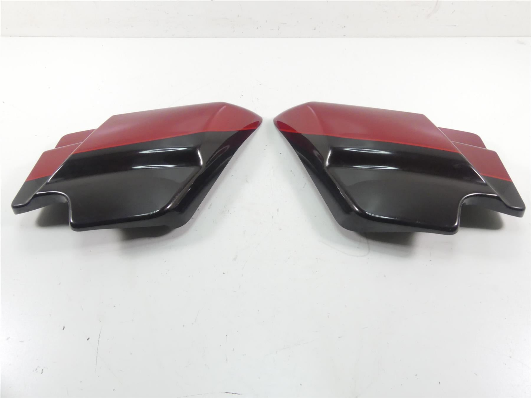 2013 Harley Touring FLHTK Electra Glide Side Cover Fairing Cowl Set 66048-09A | Mototech271