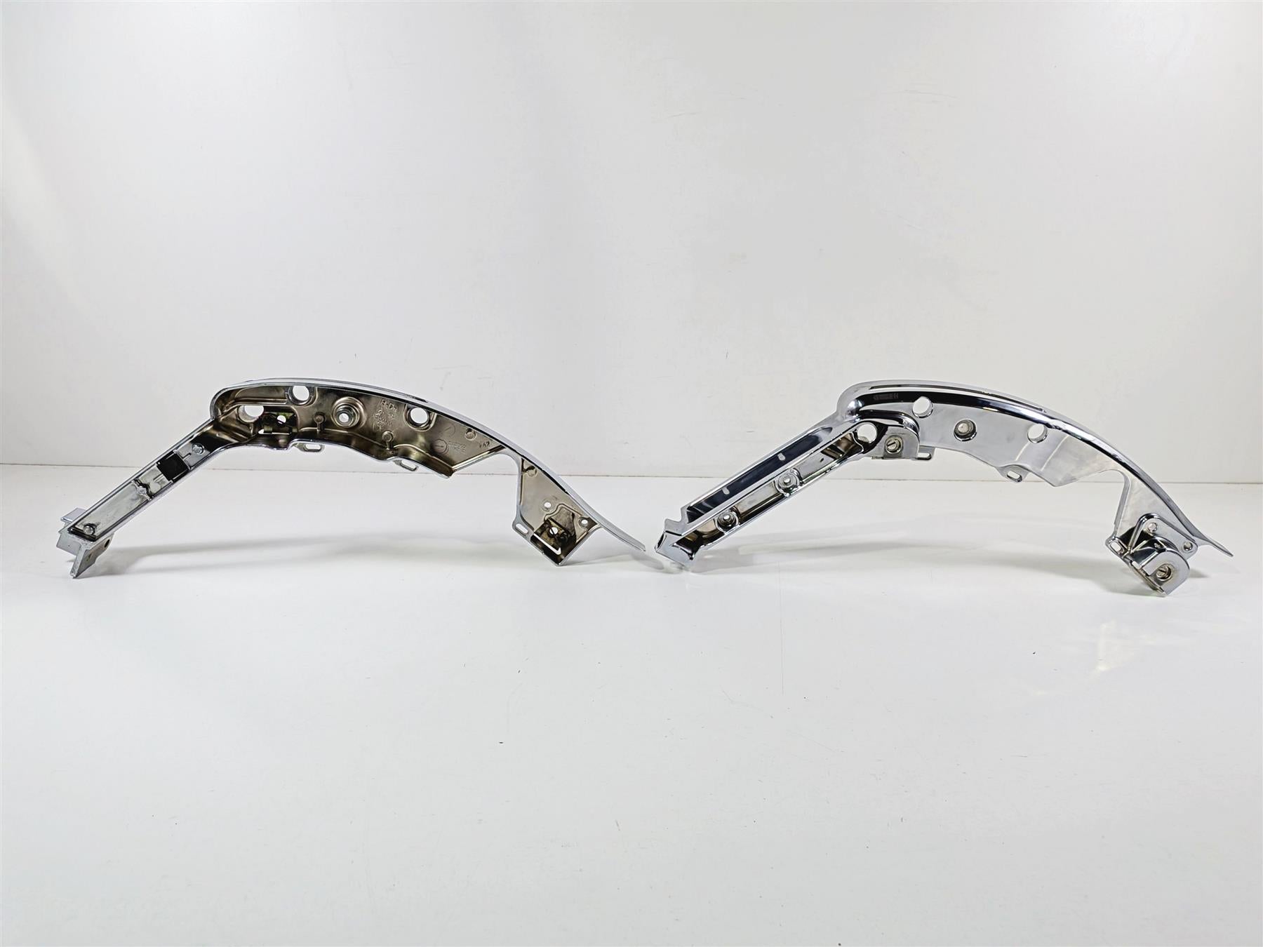 2014 Harley Touring FLHTK Electra Glide Rear Chrome Saddlebag Holder 90200503-Mototech271