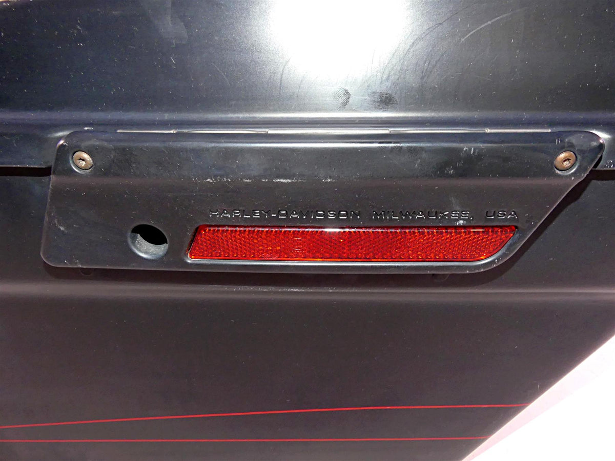 2011 Harley Touring FLTRX Road Glide Right Saddlebag Saddle Bag 90752-93 {{ shop.shopifyCountryName }} - Mototech271