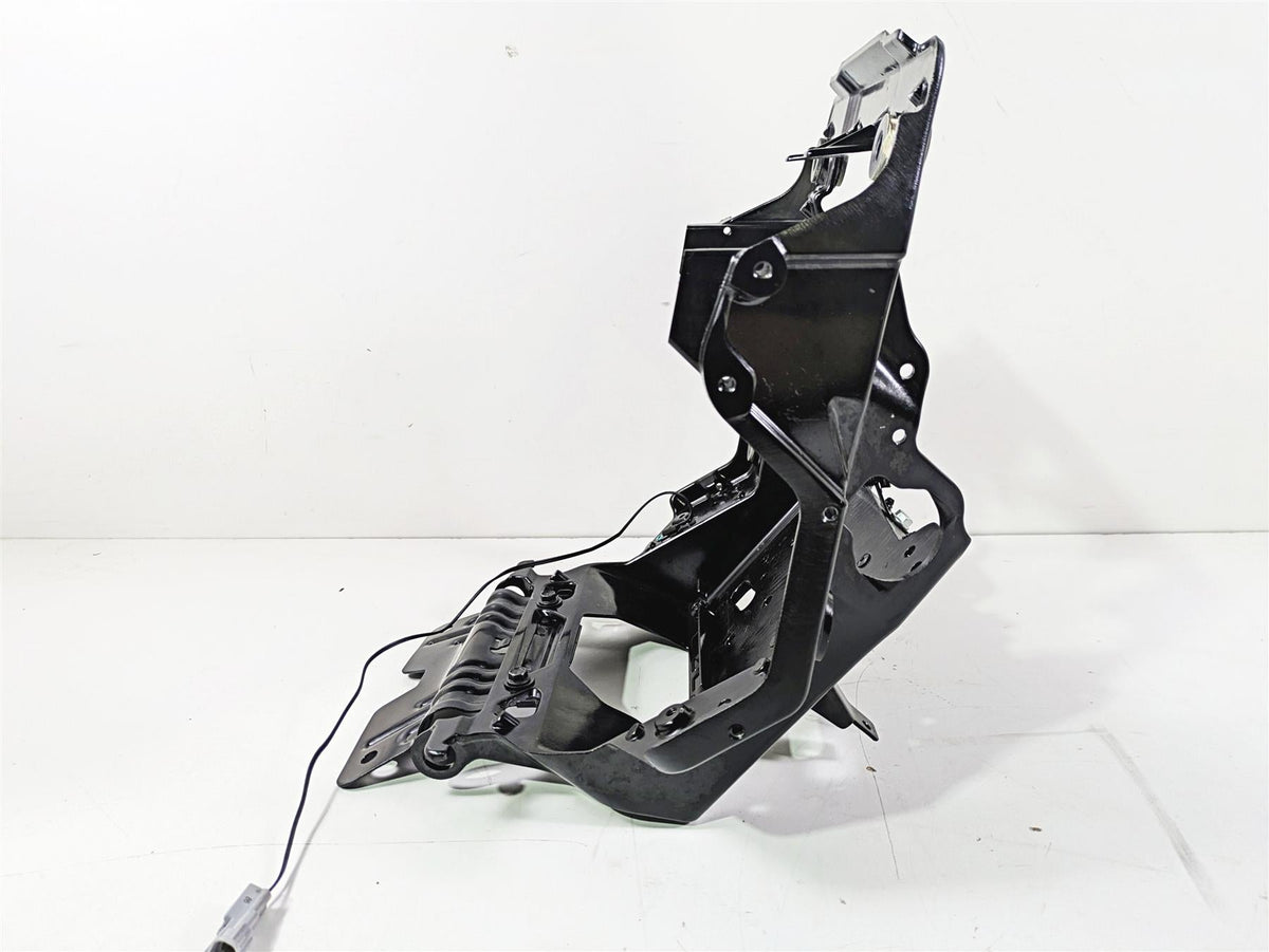 2019 Indian Chieftain Limited Front Fairing Stay Holder Bracket 1024169 1025003 {{ shop.shopifyCountryName }} - Mototech271