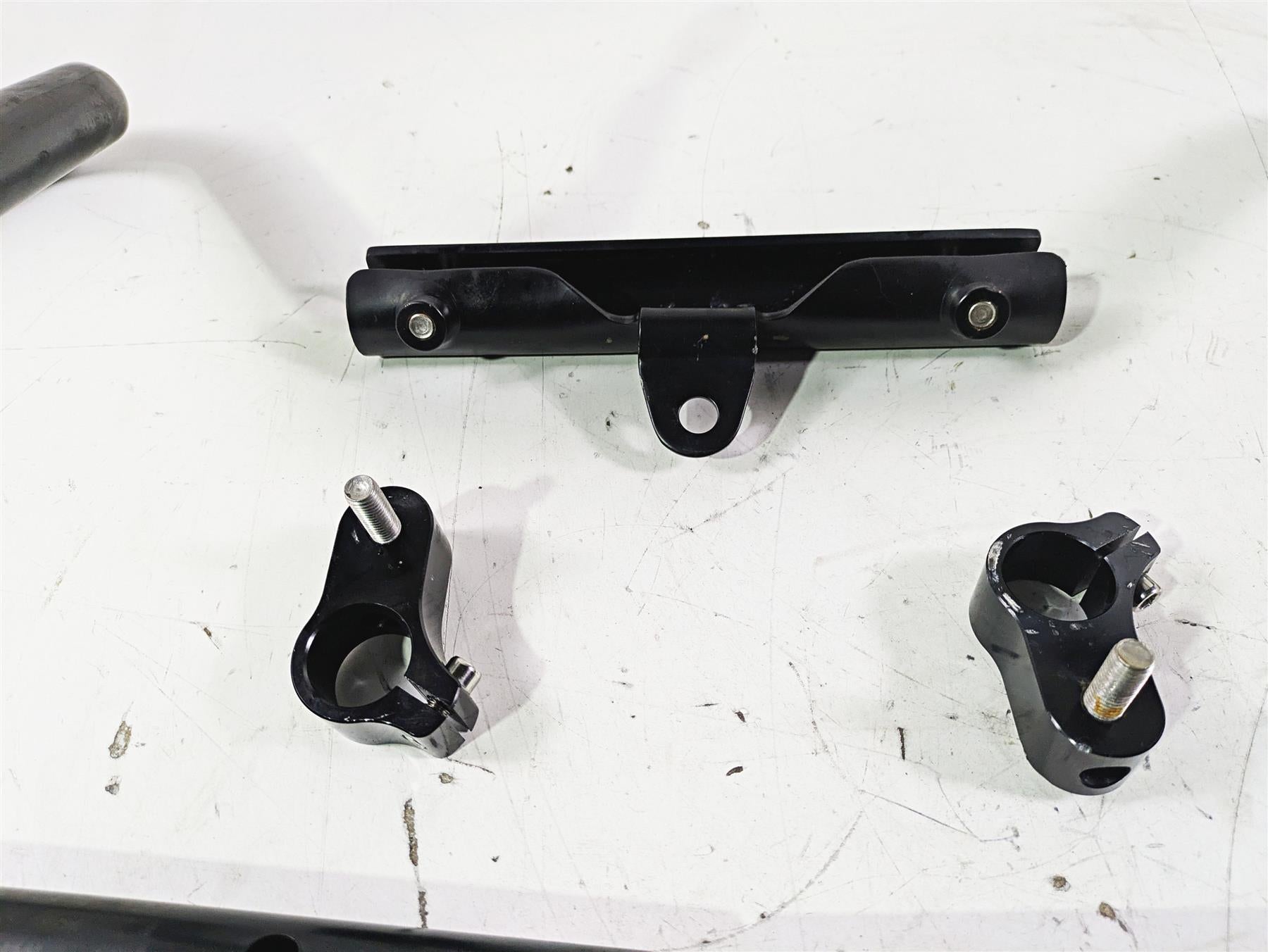 2012 Harley VRSCF Muscle V Rod Highway Bar Engine Guard + Mounts {{ shop.shopifyCountryName }} - Mototech271