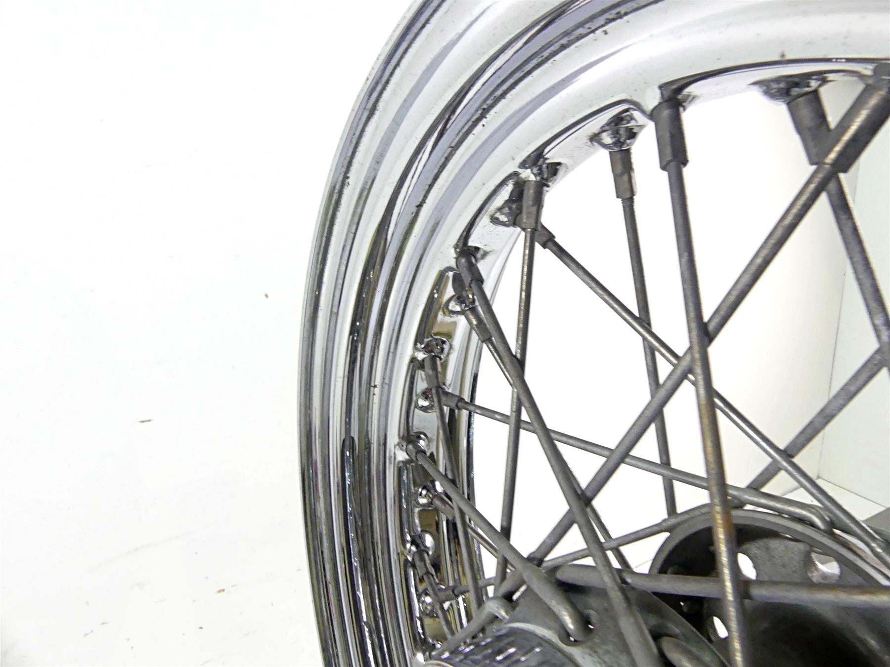 2002 Harley FLSTCI Softail Heritage 16x3 Front Wheel Rim - Read 43085-97 {{ shop.shopifyCountryName }} - Mototech271